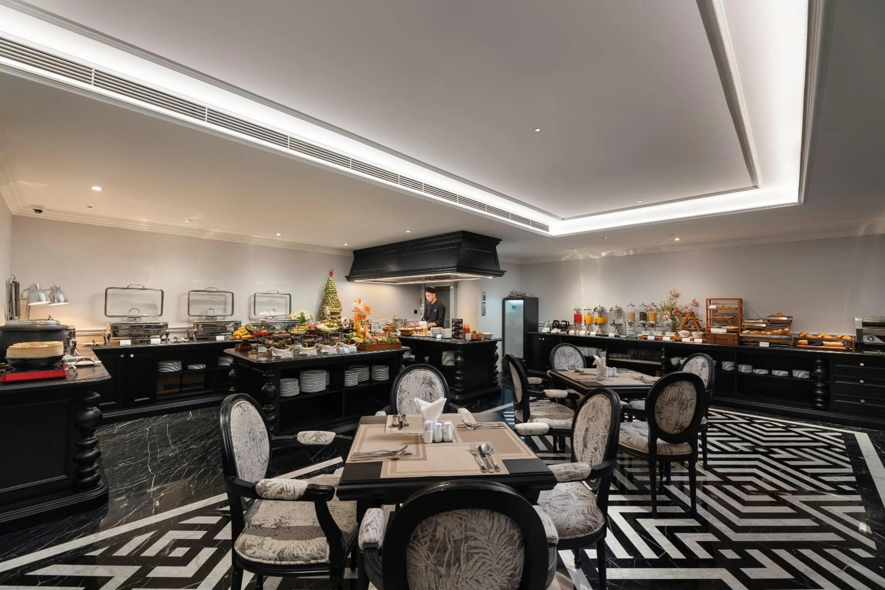 Restaurant/places to eat in T Boutique Hotel