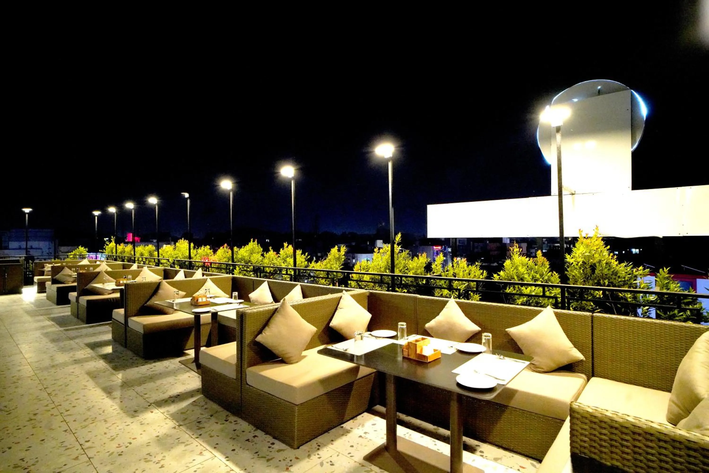Lounge or bar in Zip By Spree Hotels Nanded