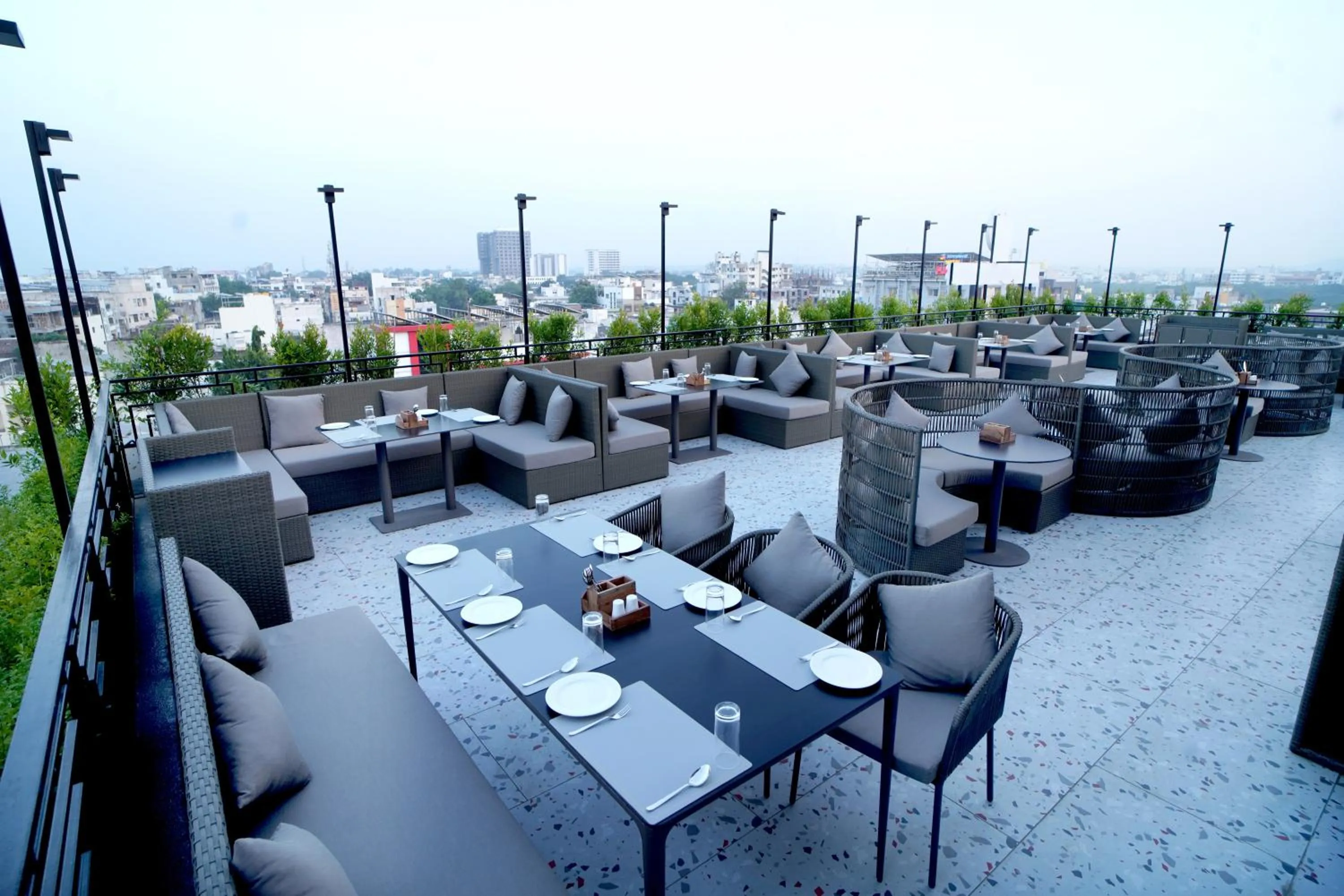 Lounge or bar in Zip By Spree Hotels Nanded