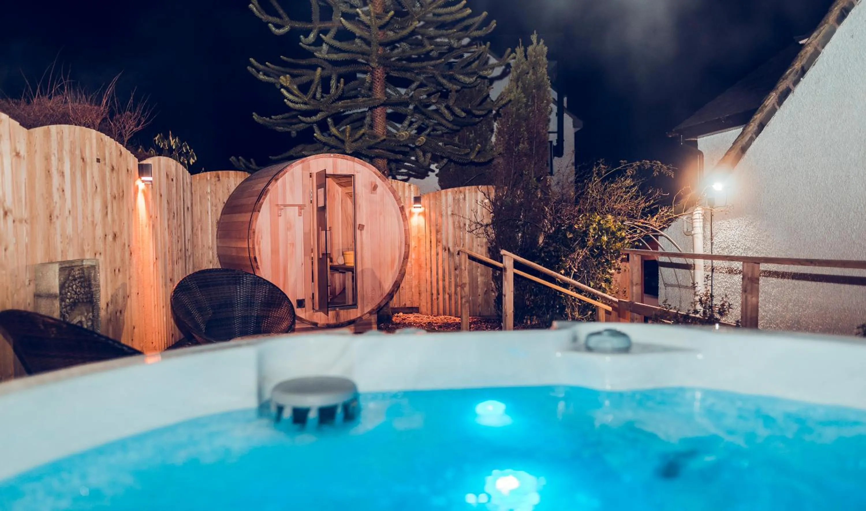 Aphrodites Group - Luxury Hot Tub Suites in Central Lake District!
