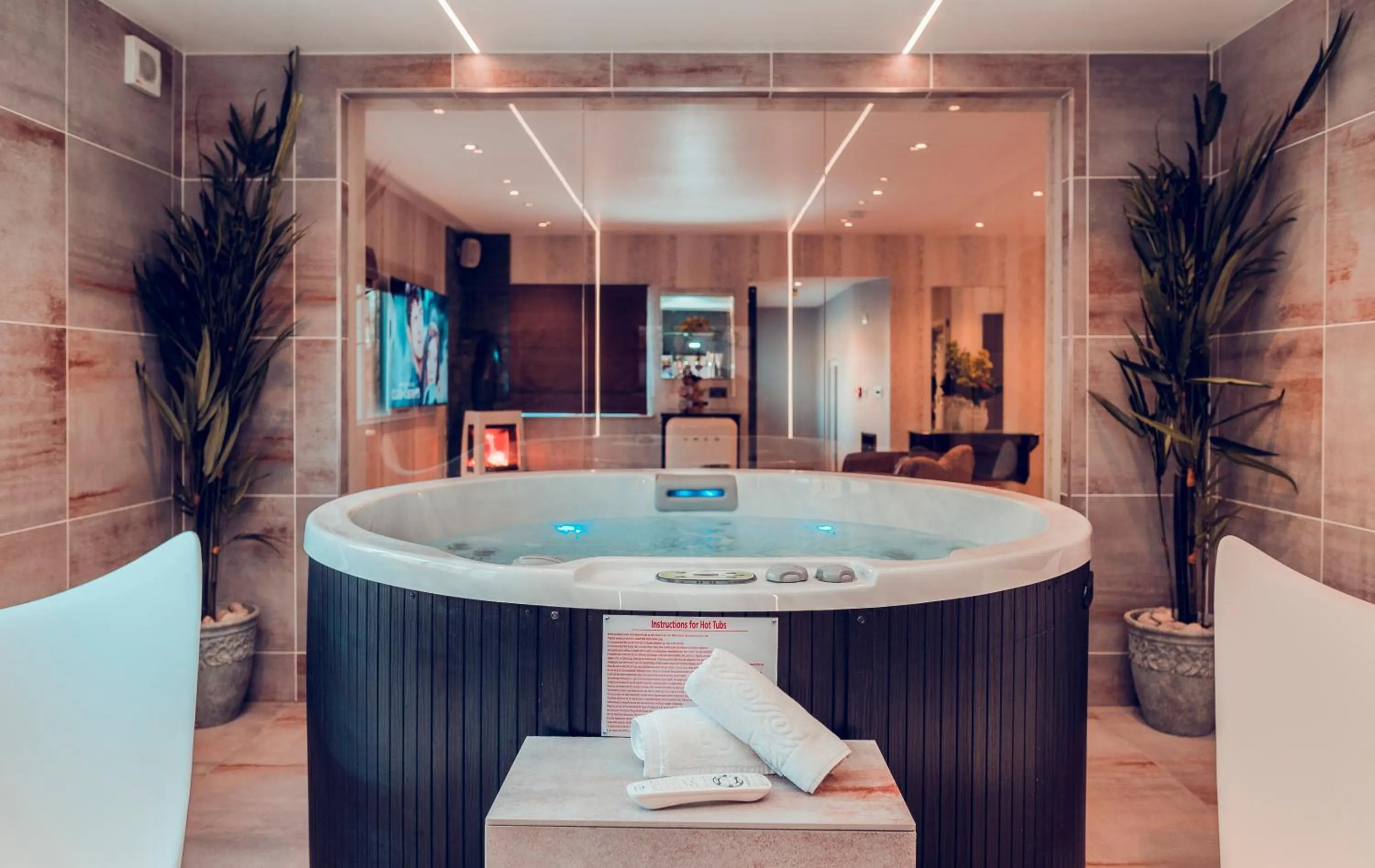 Hot Tub in Aphrodites Group - Luxury Hot Tub Suites in Central Lake District!