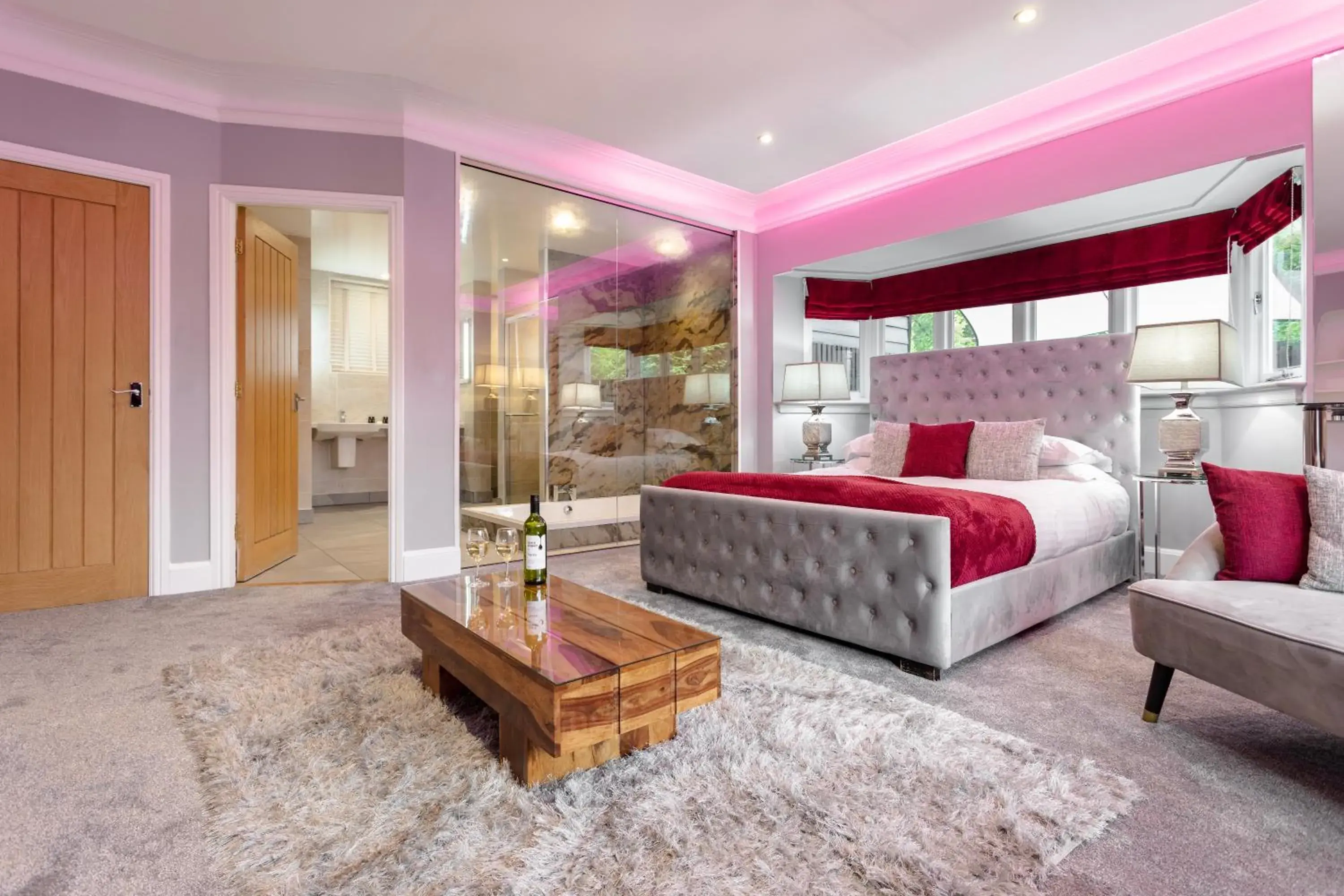 Deluxe King Suite in Aphrodites Group - Luxury Hot Tub Suites in Central Lake District! Deluxe King Suite in Aphrodites Group - Luxury Hot Tub Suites in Central Lake District!