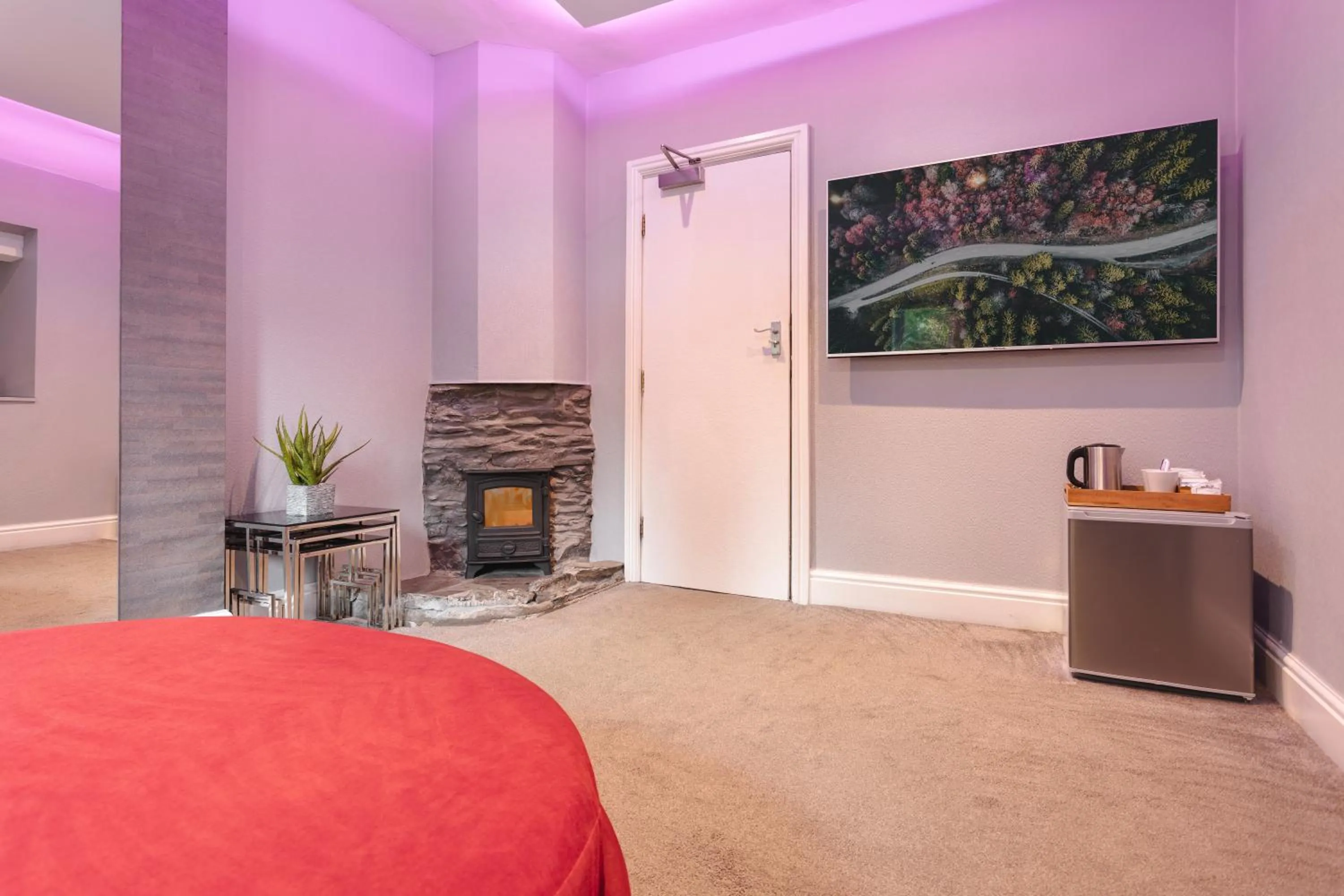 Bed in Aphrodites Group - Luxury Hot Tub Suites in Central Lake District!