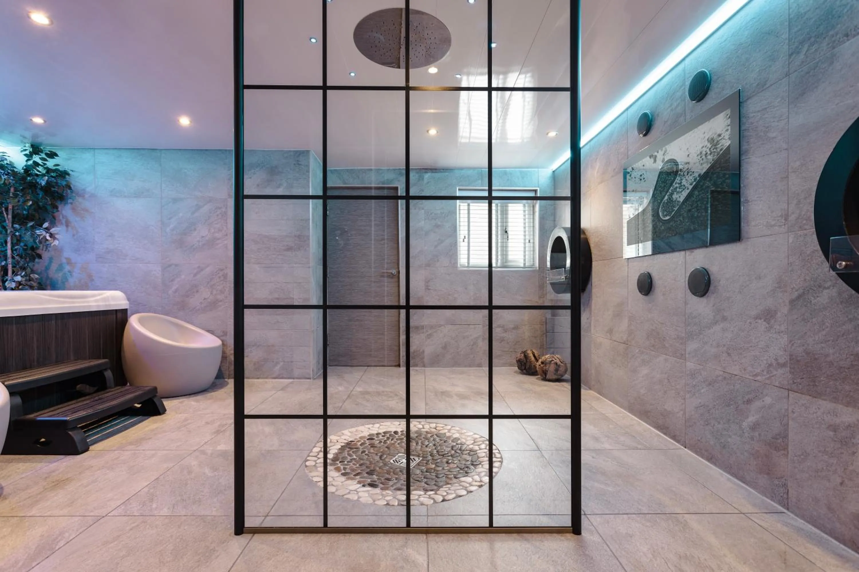 Aphrodites Group - Luxury Hot Tub Suites in Central Lake District!