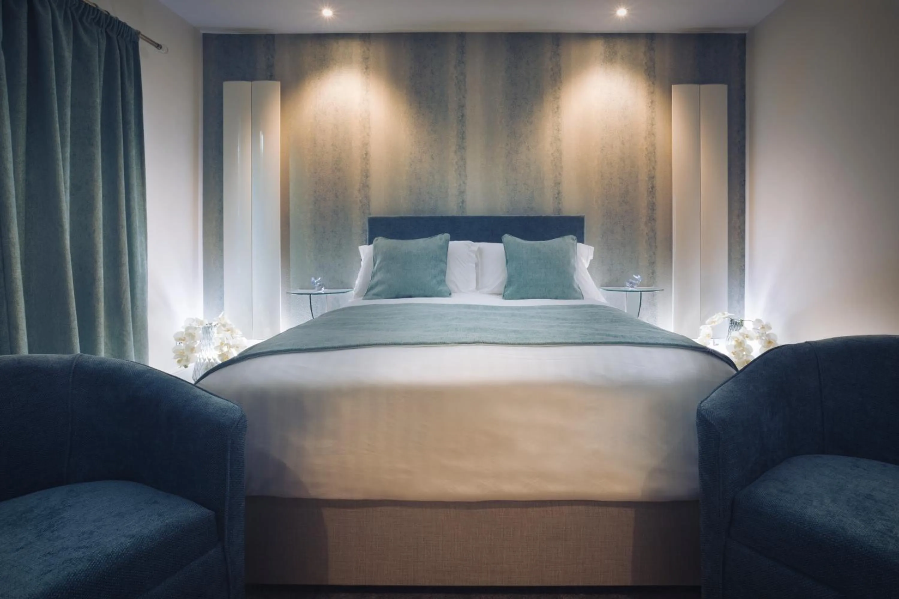 Bed in Aphrodites Group - Luxury Hot Tub Suites in Central Lake District!