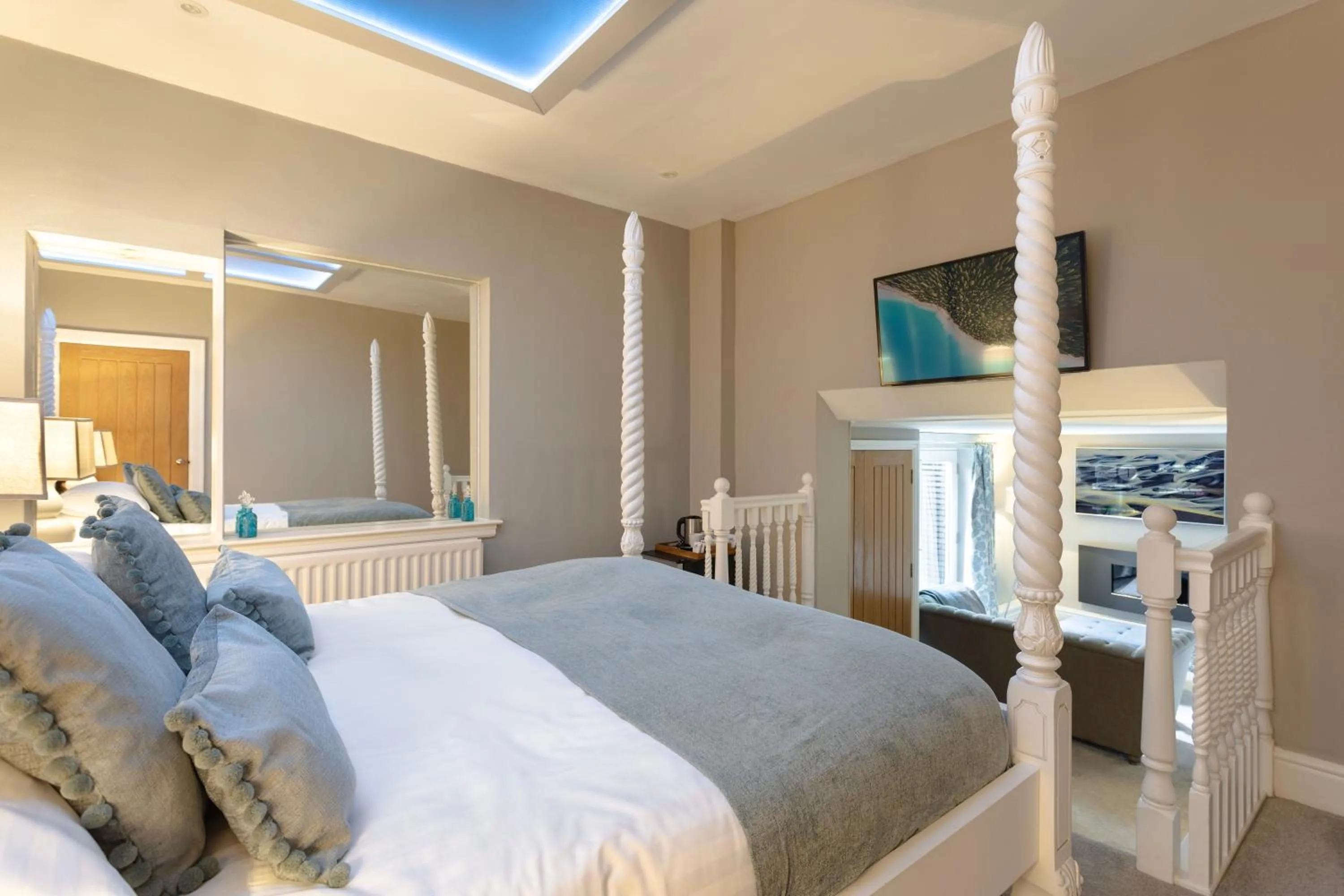 Bed in Aphrodites Group - Luxury Hot Tub Suites in Central Lake District!