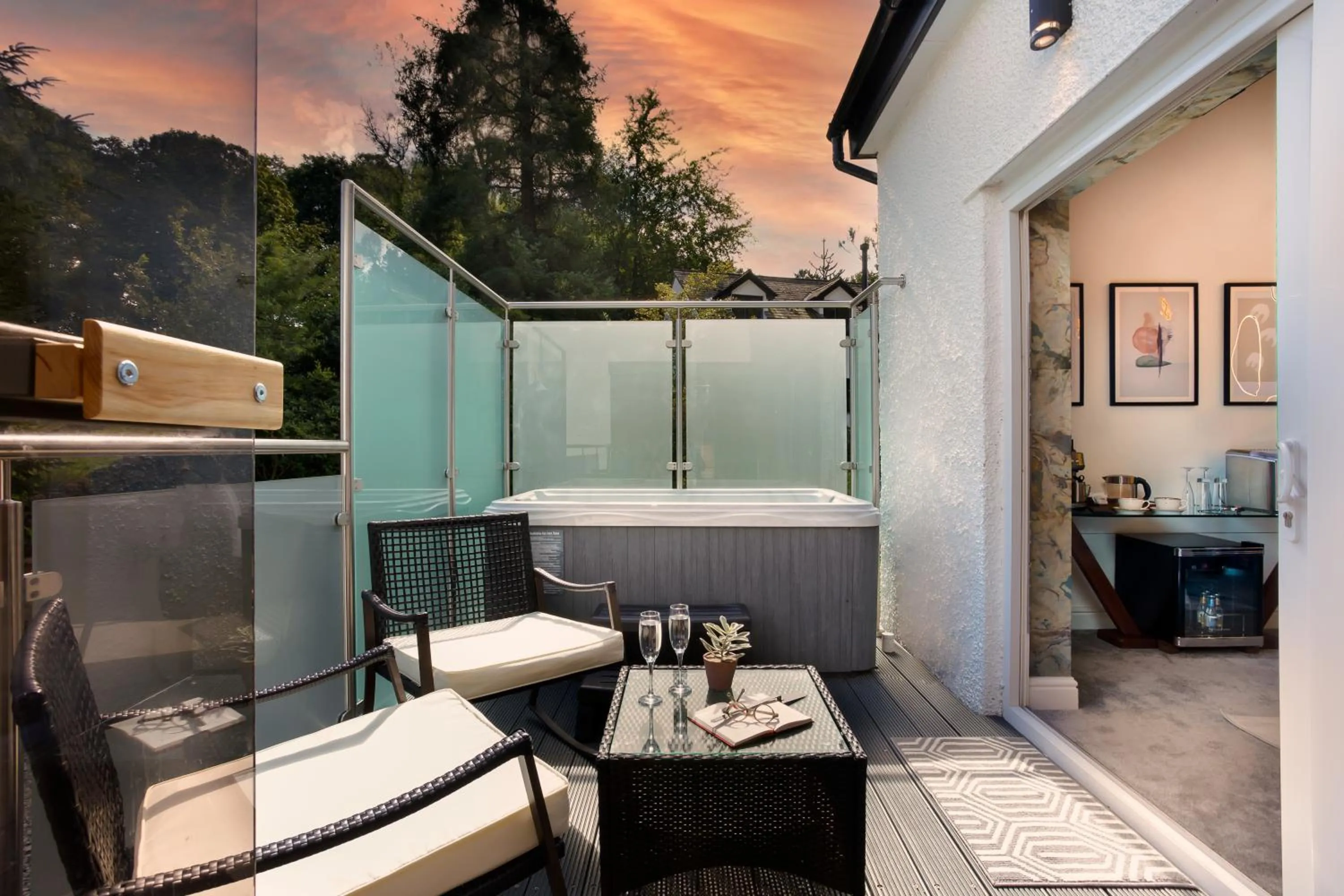 Aphrodites Group - Luxury Hot Tub Suites in Central Lake District!