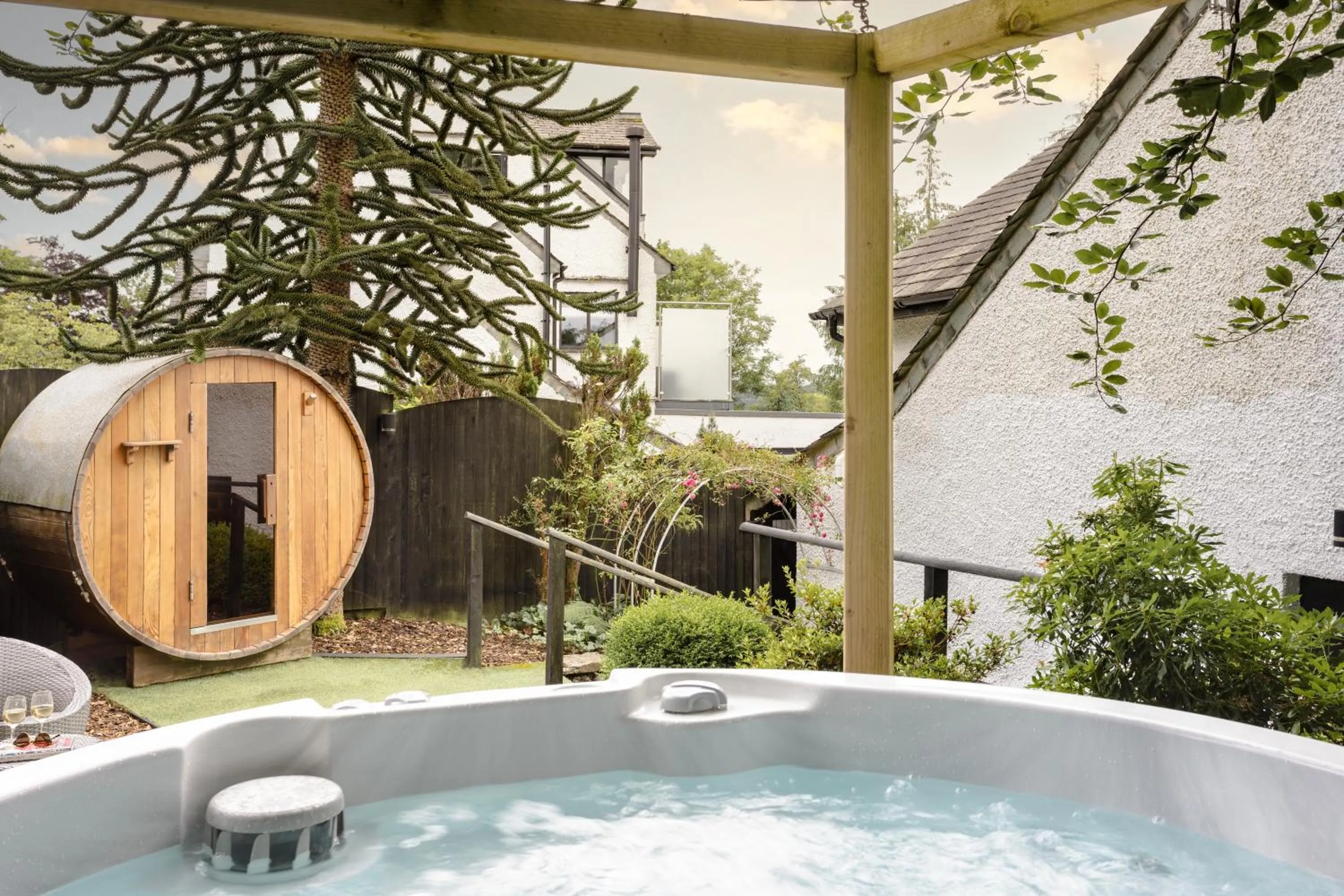 Aphrodites Group - Luxury Hot Tub Suites in Central Lake District!