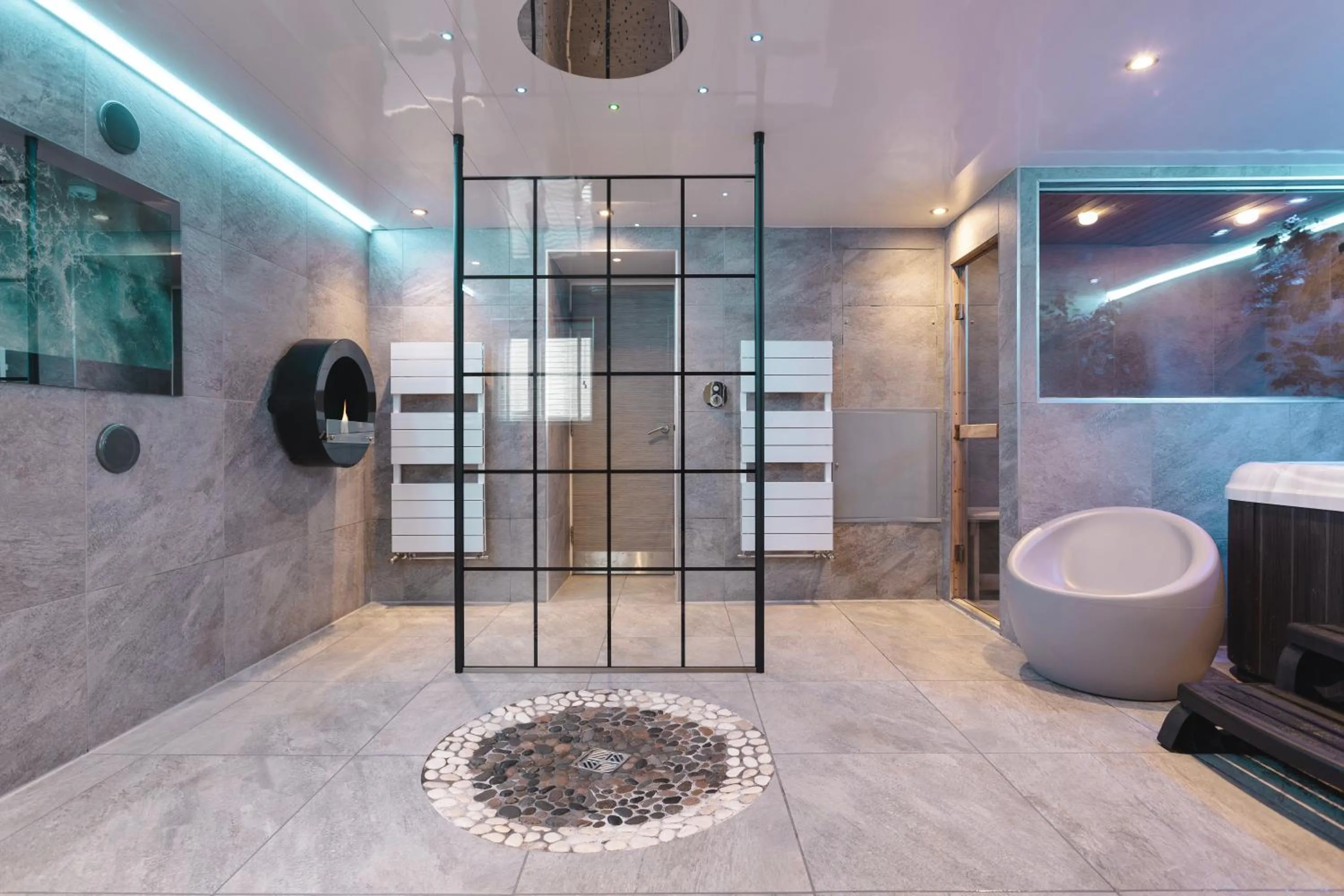 Aphrodites Group - Luxury Hot Tub Suites in Central Lake District!