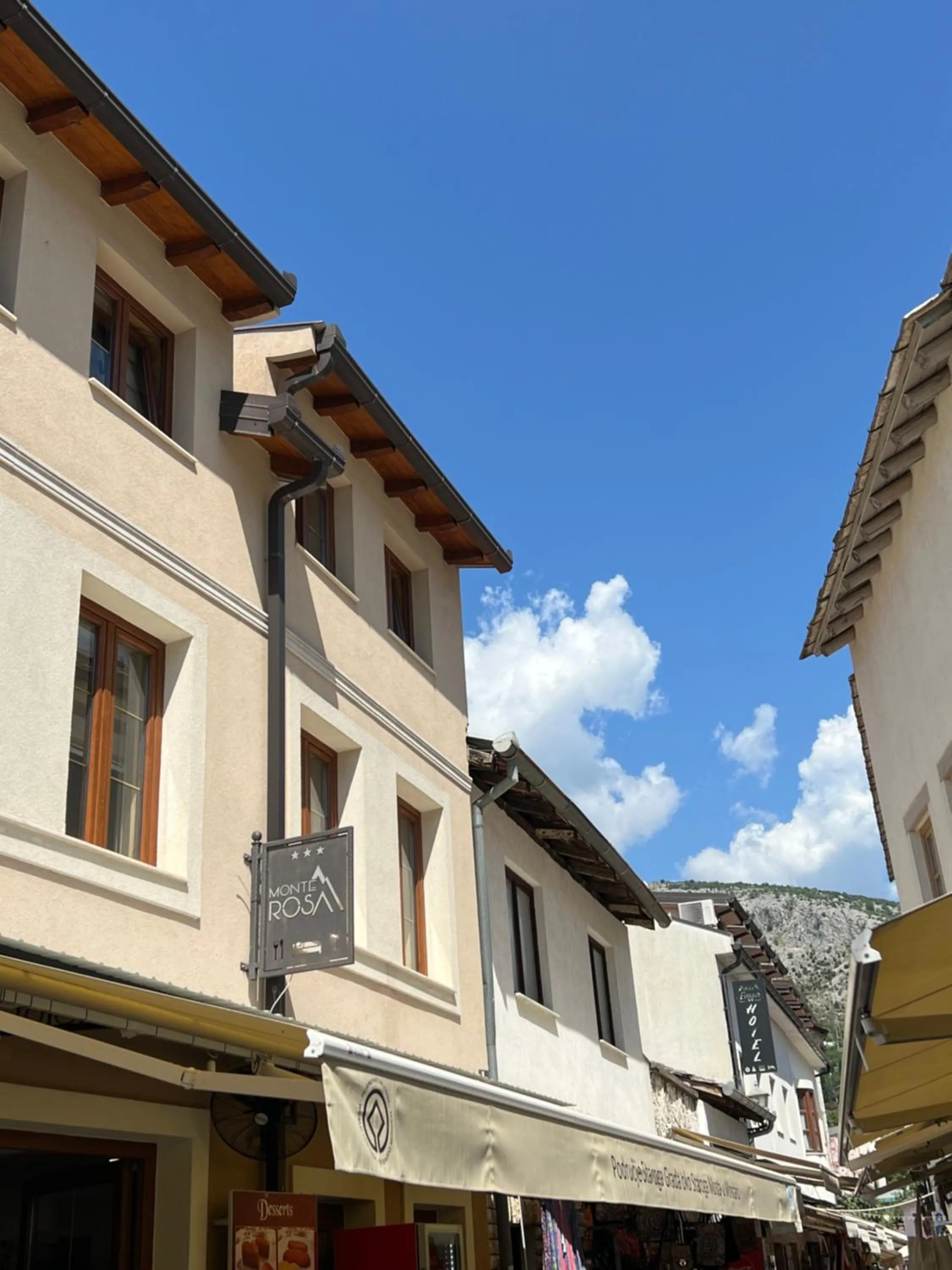 Property building in Motel Monte Rosa