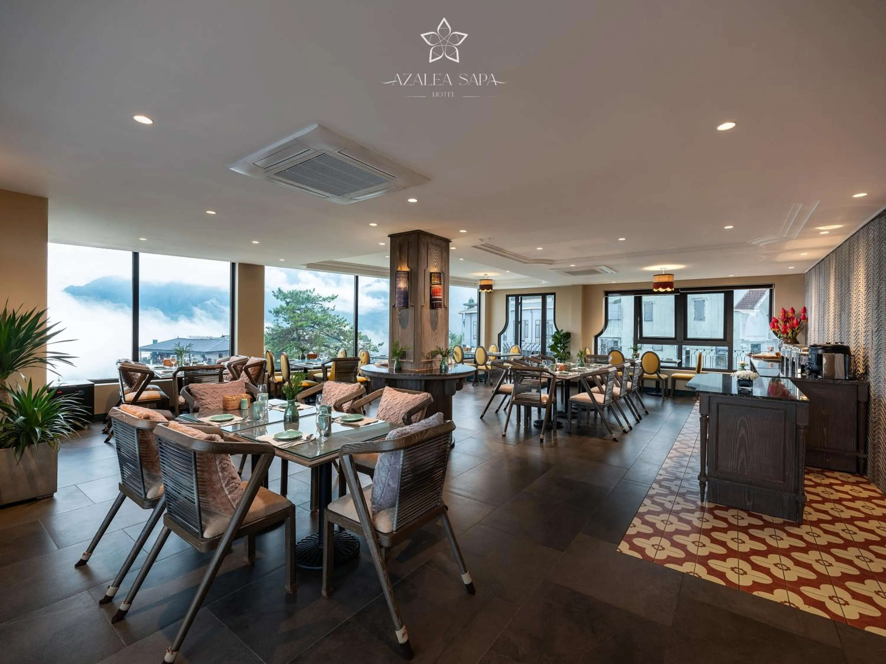 Restaurant/places to eat in Azalea Sapa Hotel