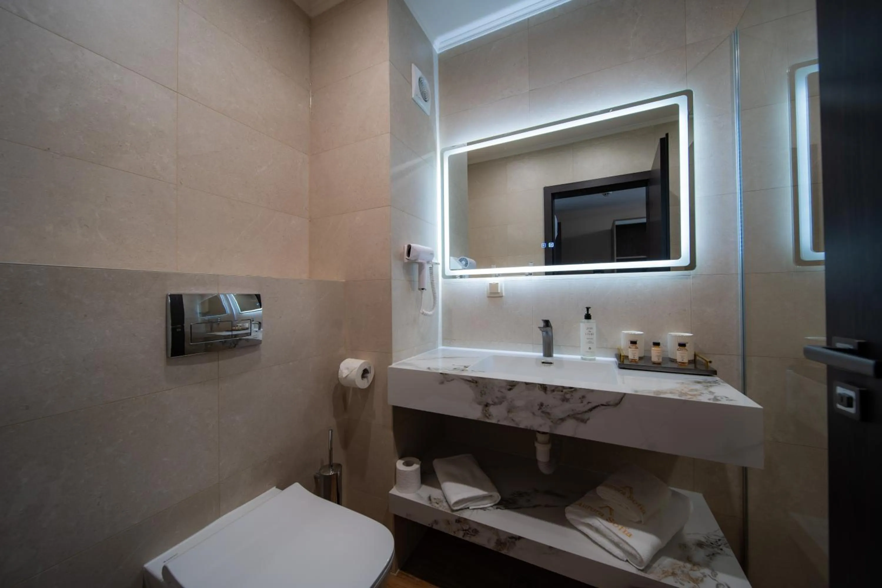 Toilet in Aurora Sofia