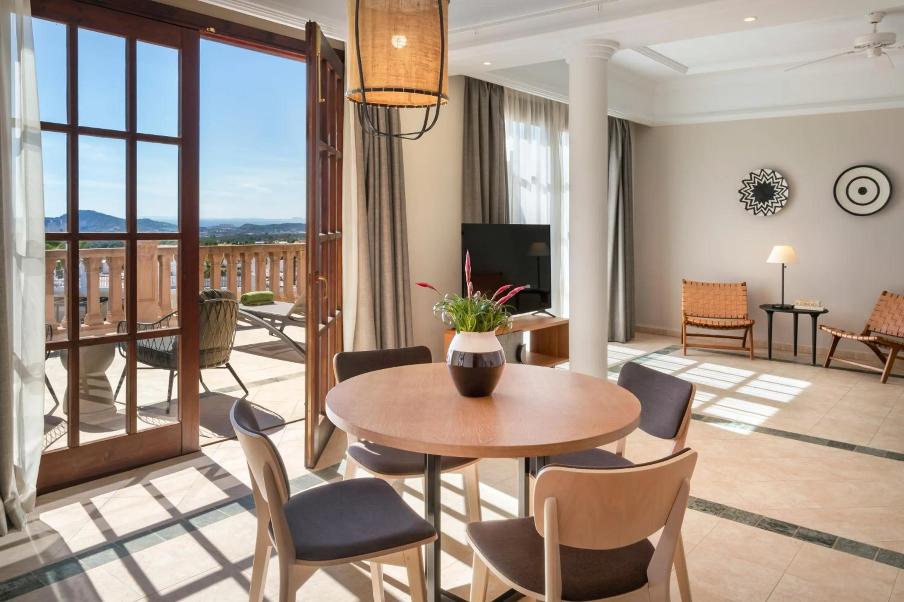 Living room in Melia Villaitana