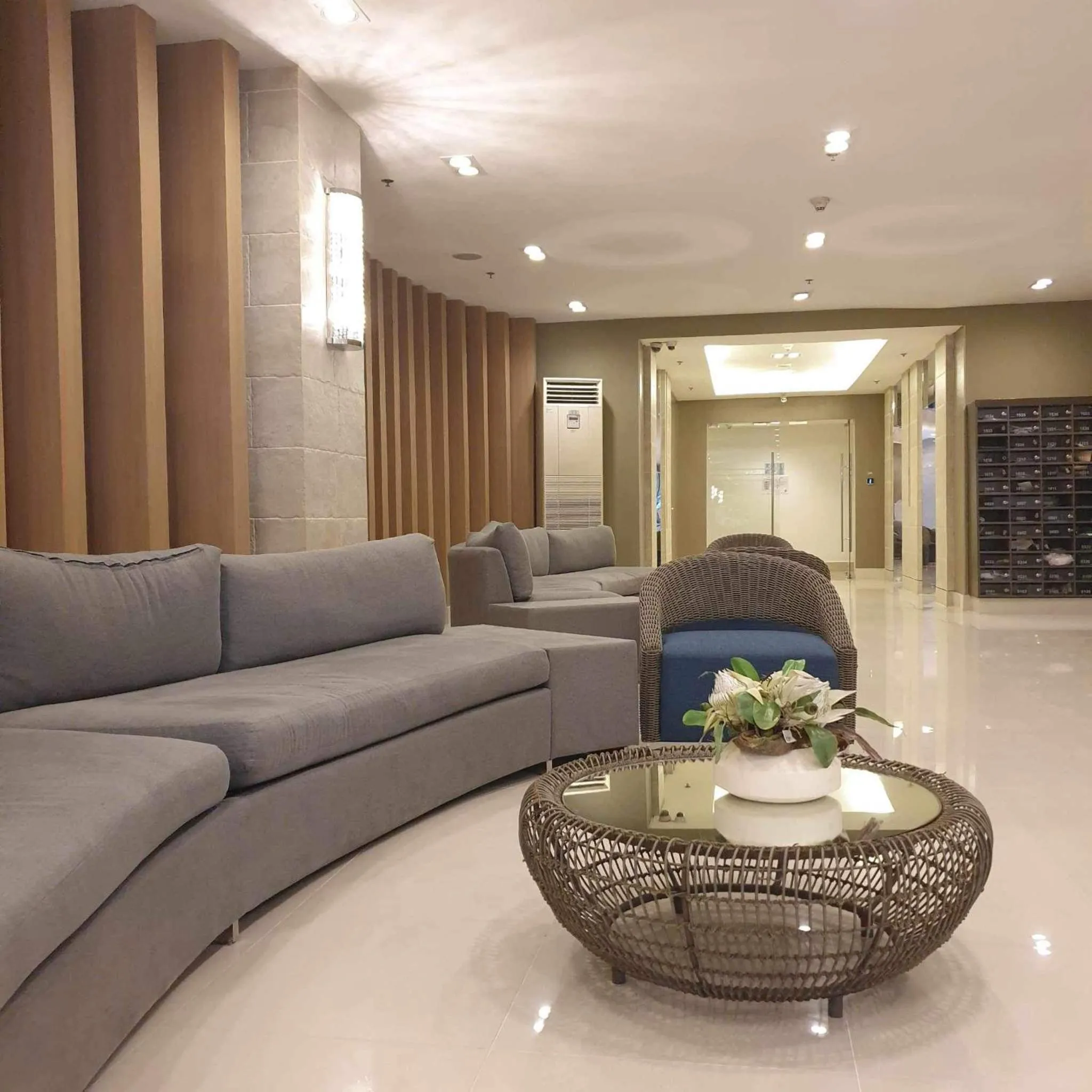 Living room in Sea Residences MOA Bella Staycation