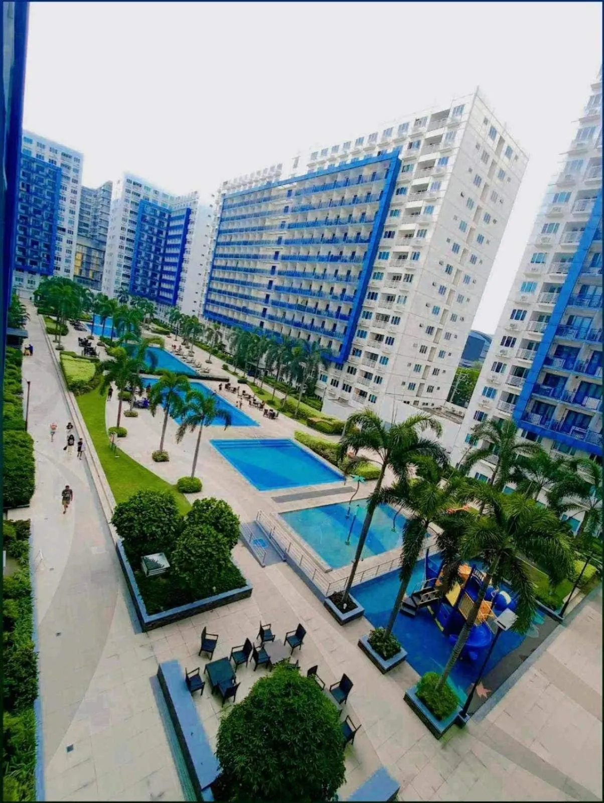 Property building in Sea Residences MOA Bella Staycation