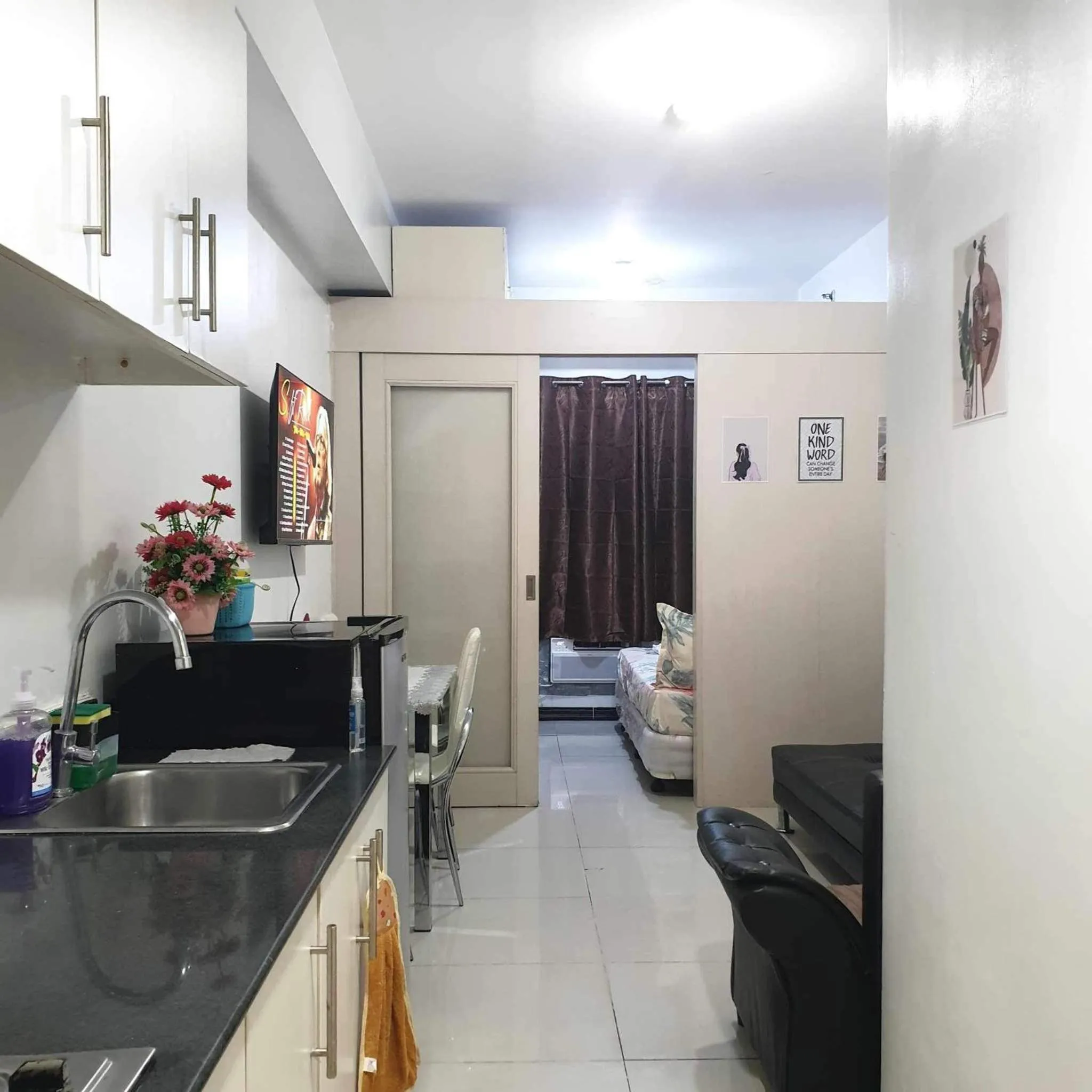 Kitchen or kitchenette in Sea Residences MOA Bella Staycation