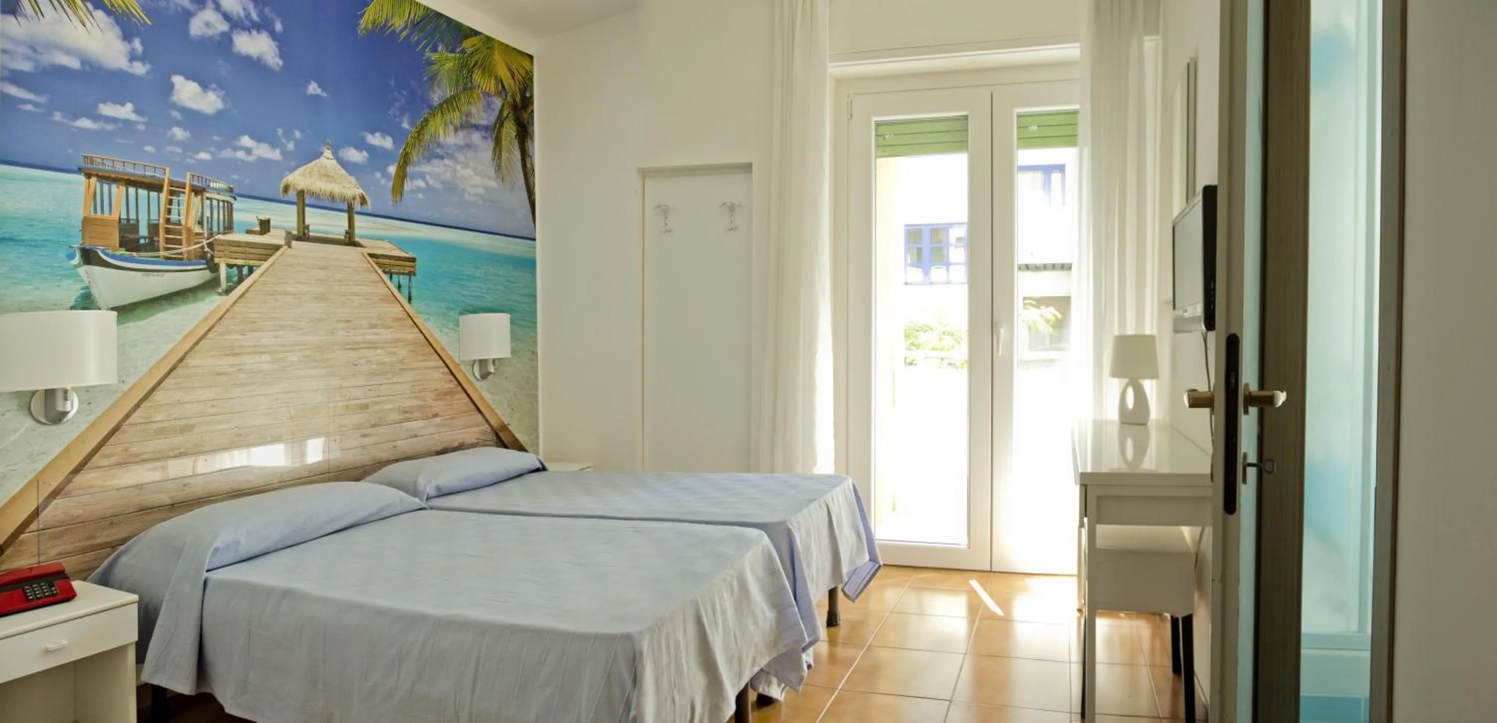 Bedroom, Bed in Hotel Merano