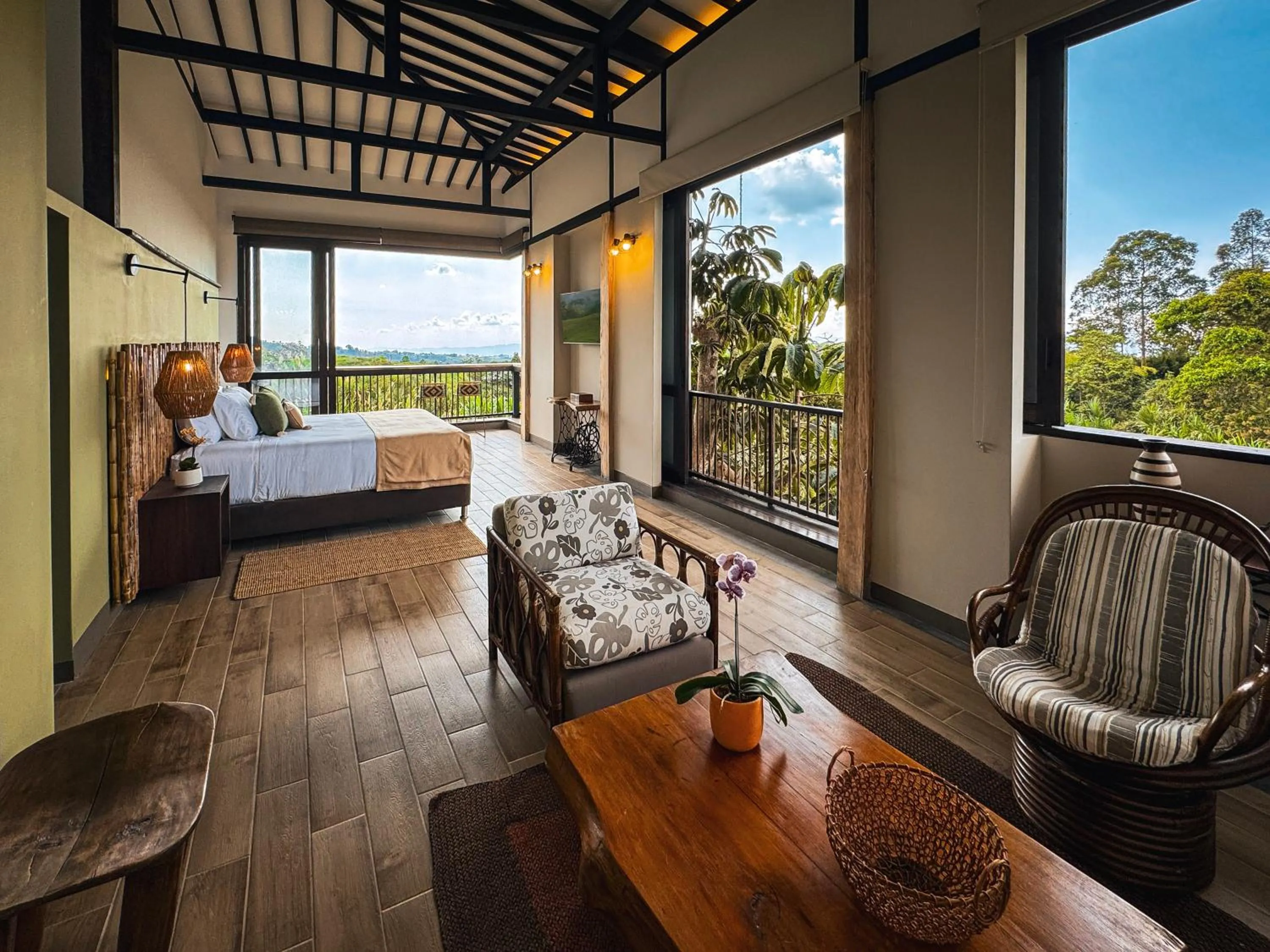 Living room, Bed in Tukki Ecolodge Hotel
