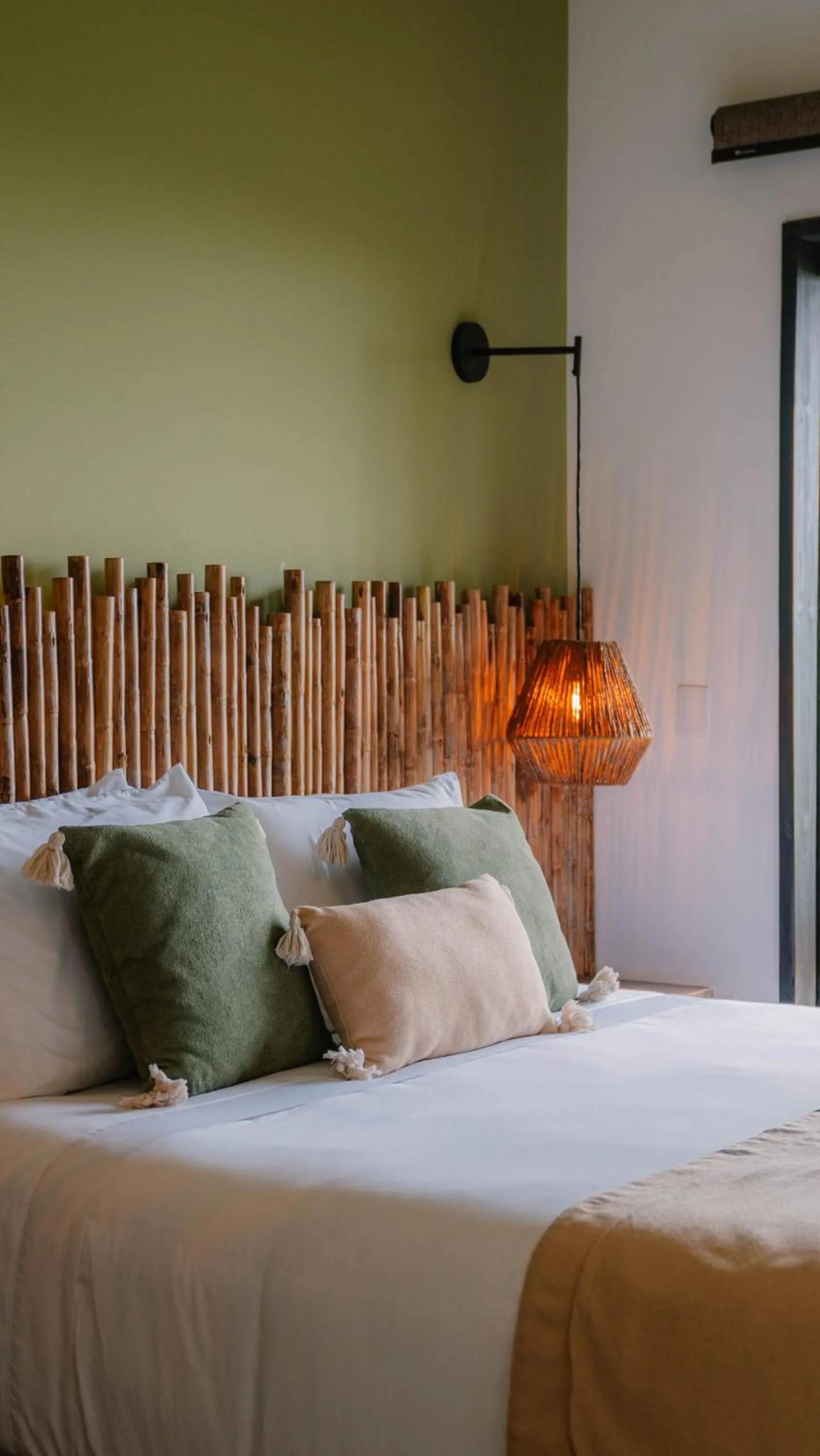 Bed in Tukki Ecolodge Hotel