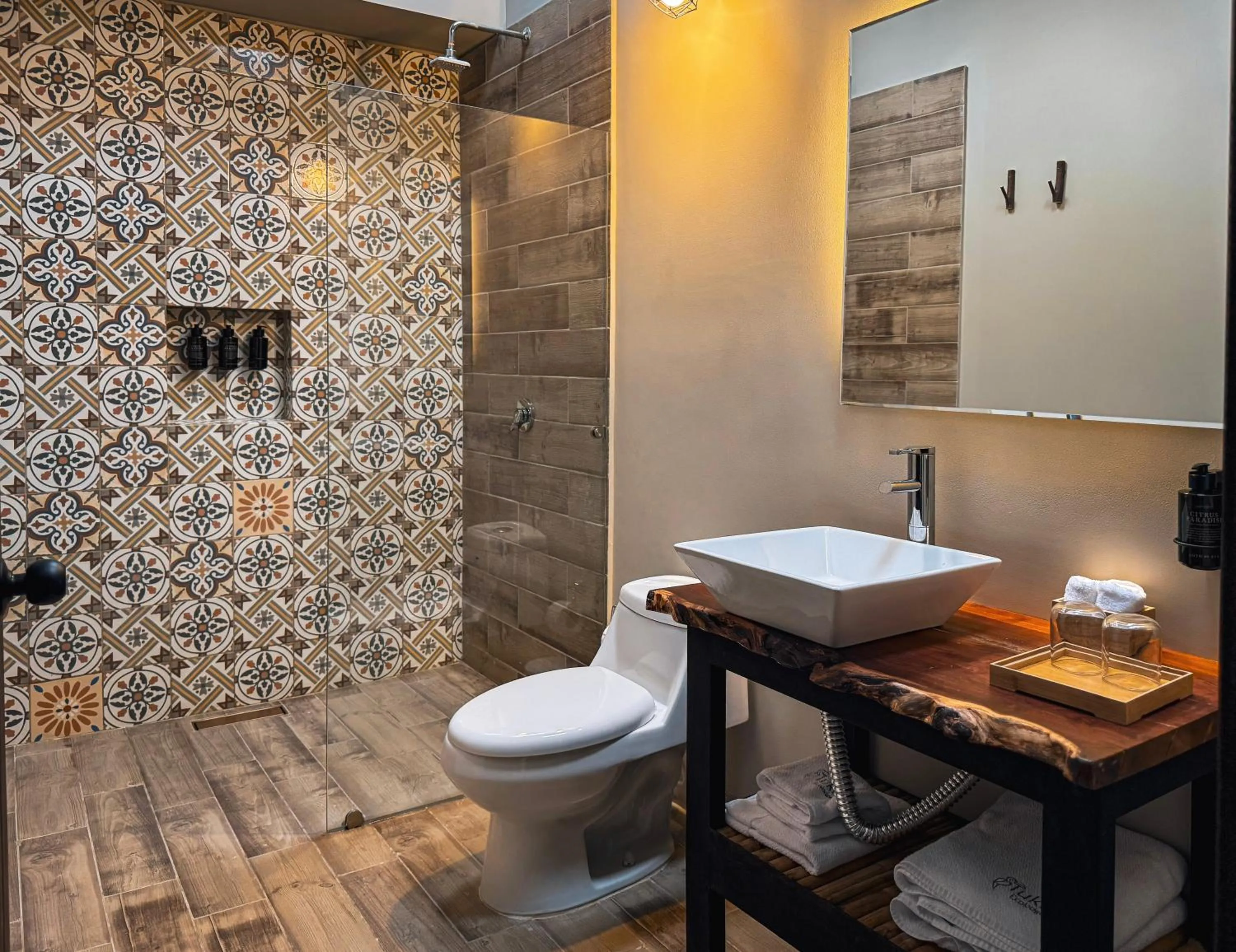 Bathroom in Tukki Ecolodge Hotel