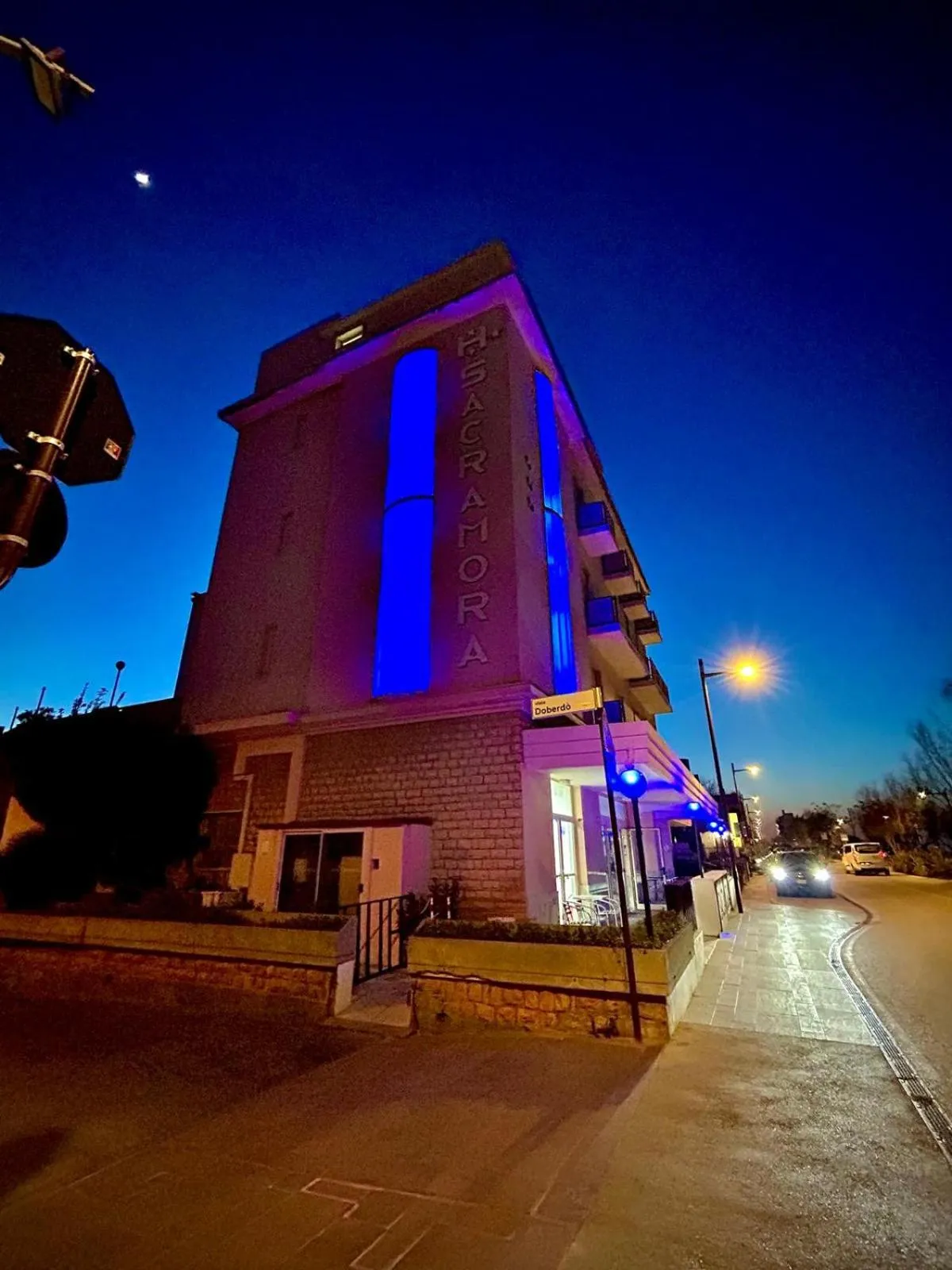 Property building in Hotel Sacramora