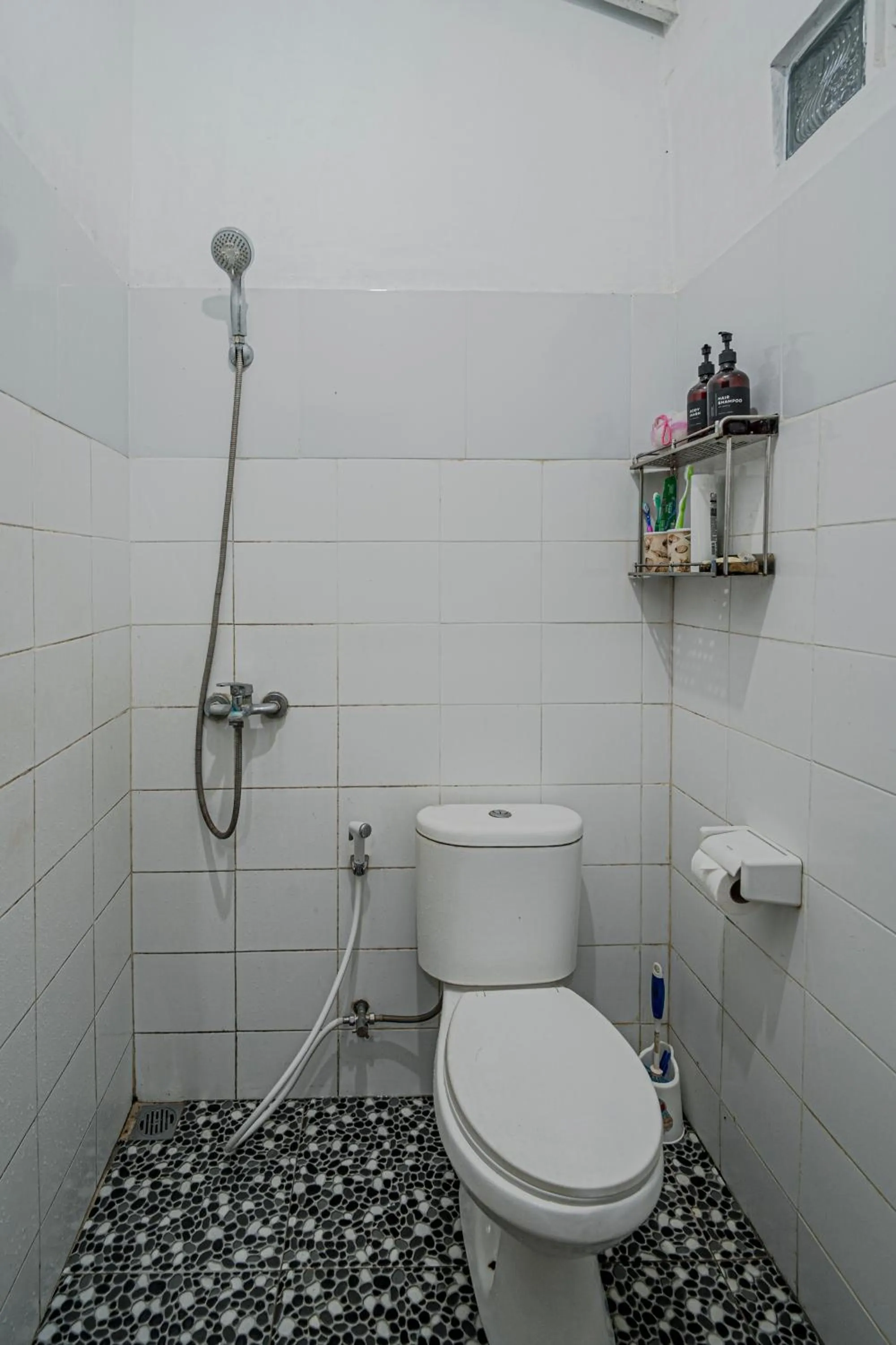 Shower in Jatiluwih Santya Loka Lodge & Twin Waterfall Managed by Manara