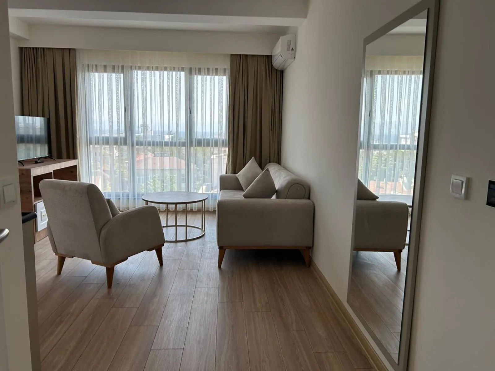 TV and multimedia in Petra Port Hotel