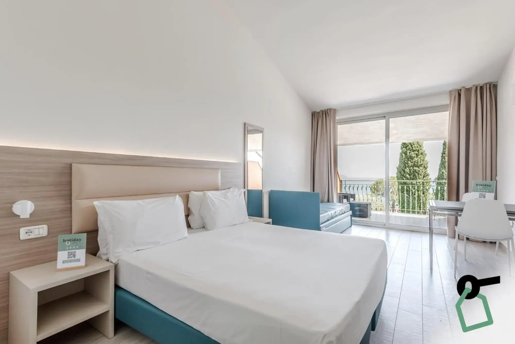 Apartment with Terrace in HOTIDAY Apartments Desenzano Apartment with Terrace in HOTIDAY Apartments Desenzano