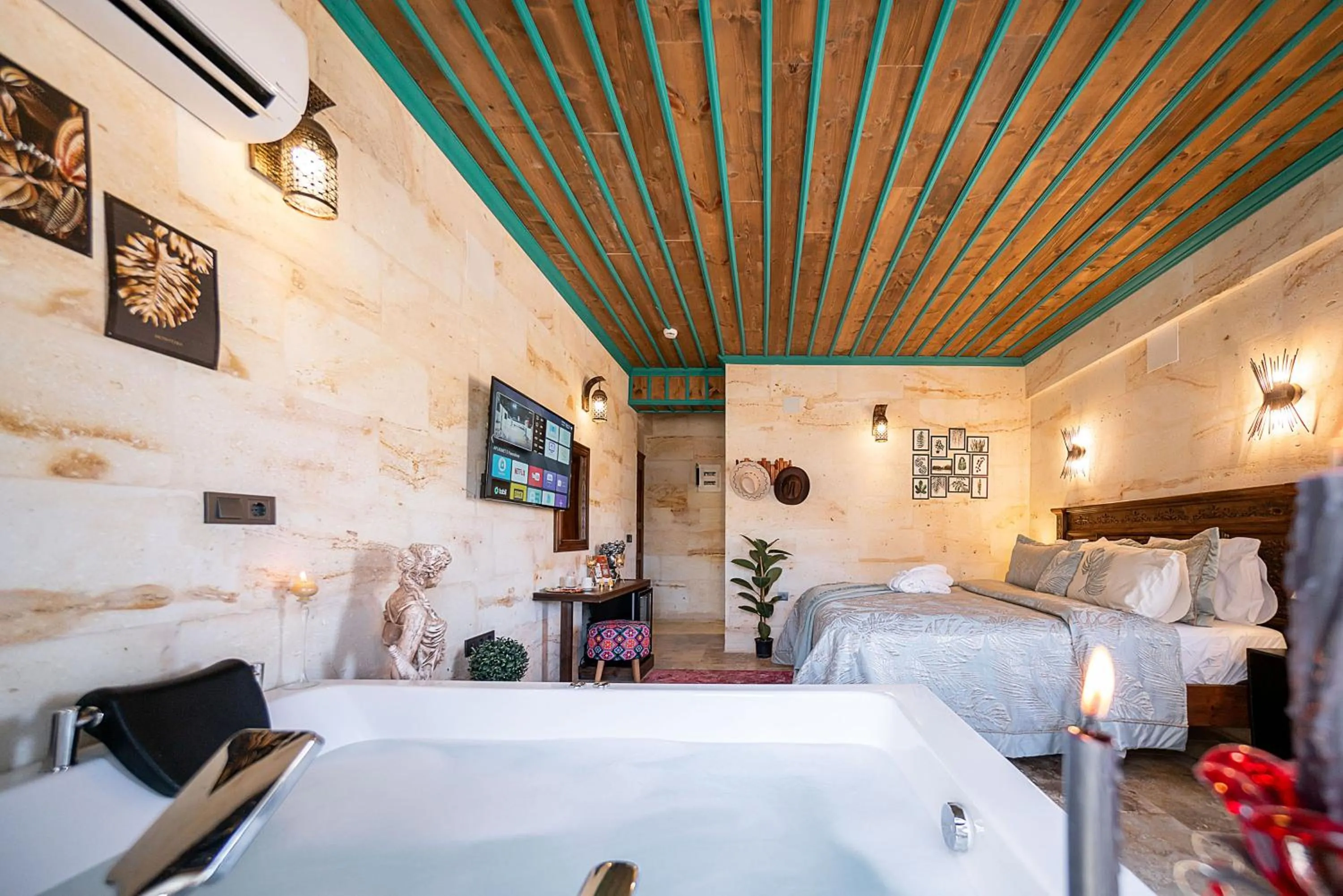 Bed in Abra Stone House