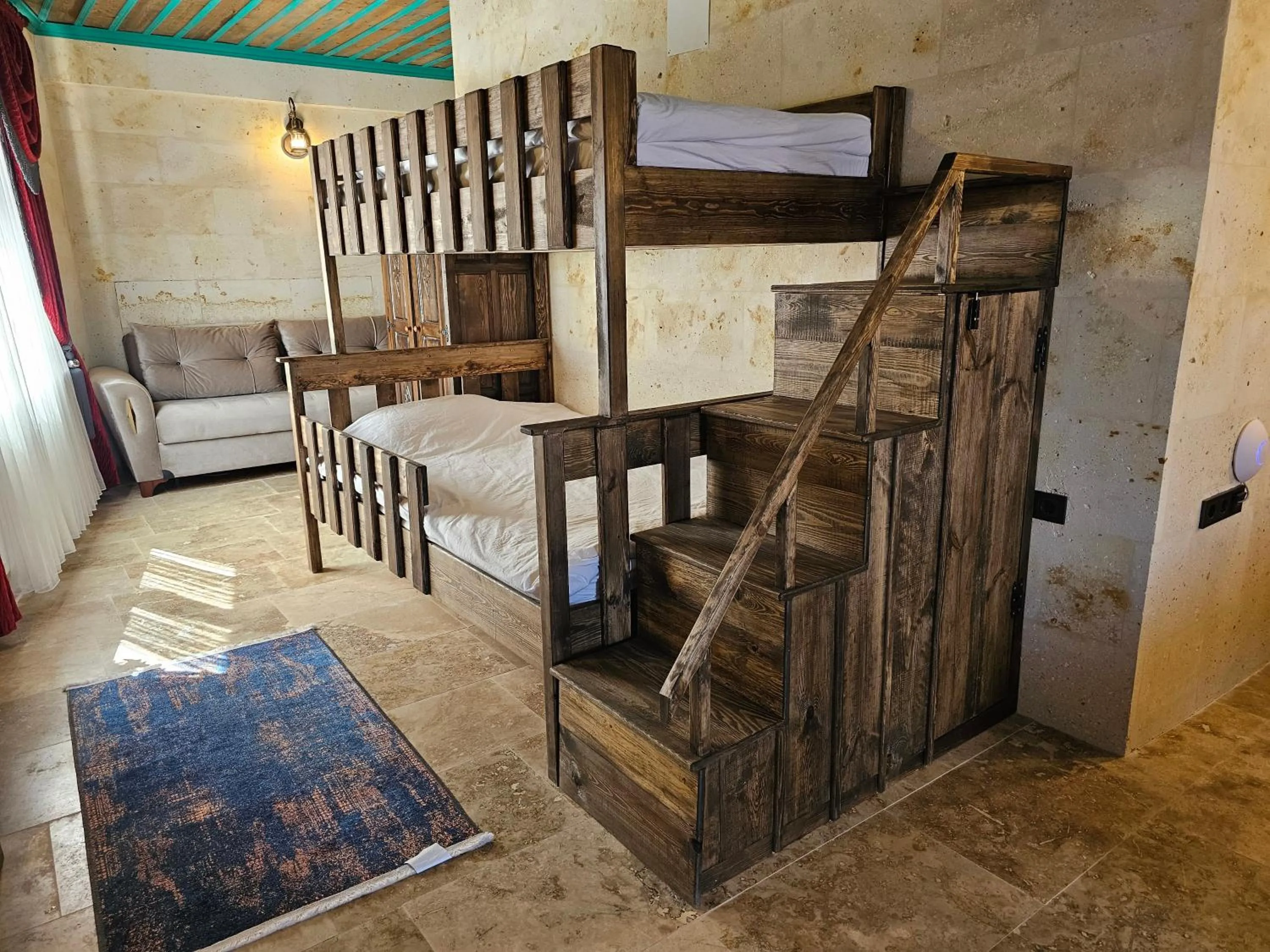 bunk bed, Bed in Abra Stone House