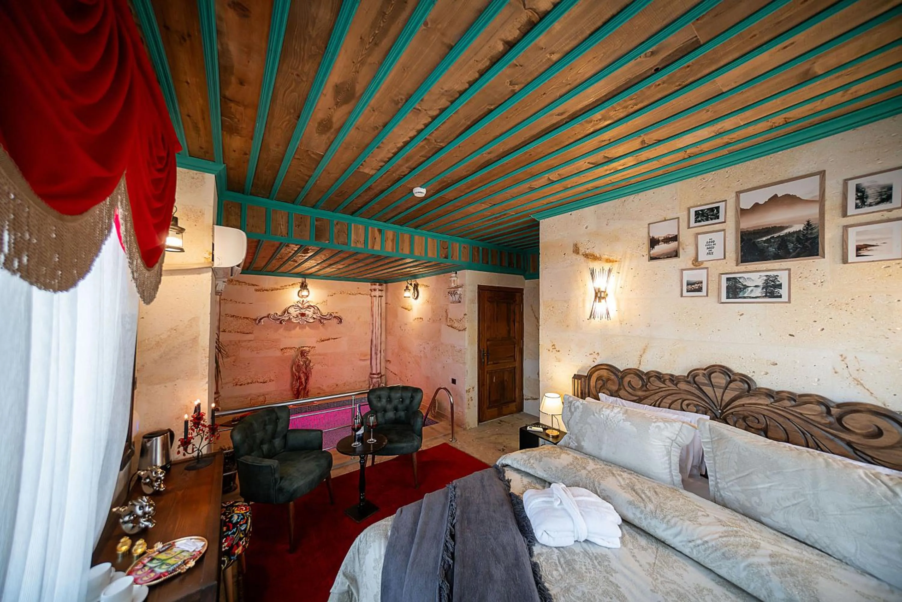 Bed in Abra Stone House