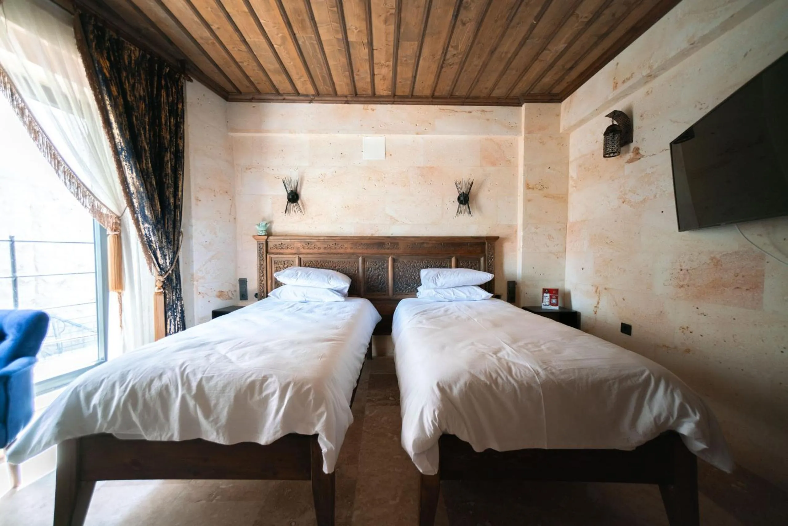 Bed in Abra Stone House