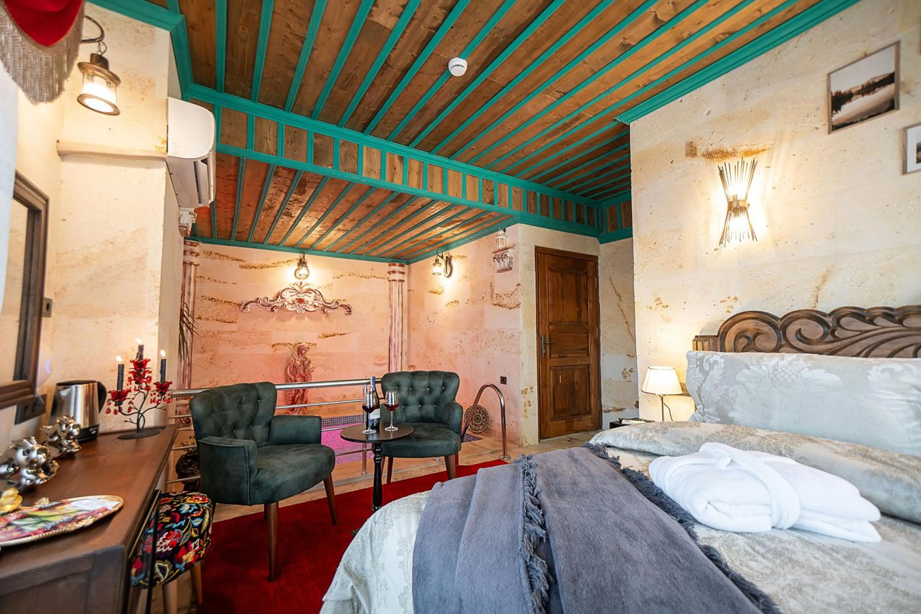 Bed in Abra Stone House