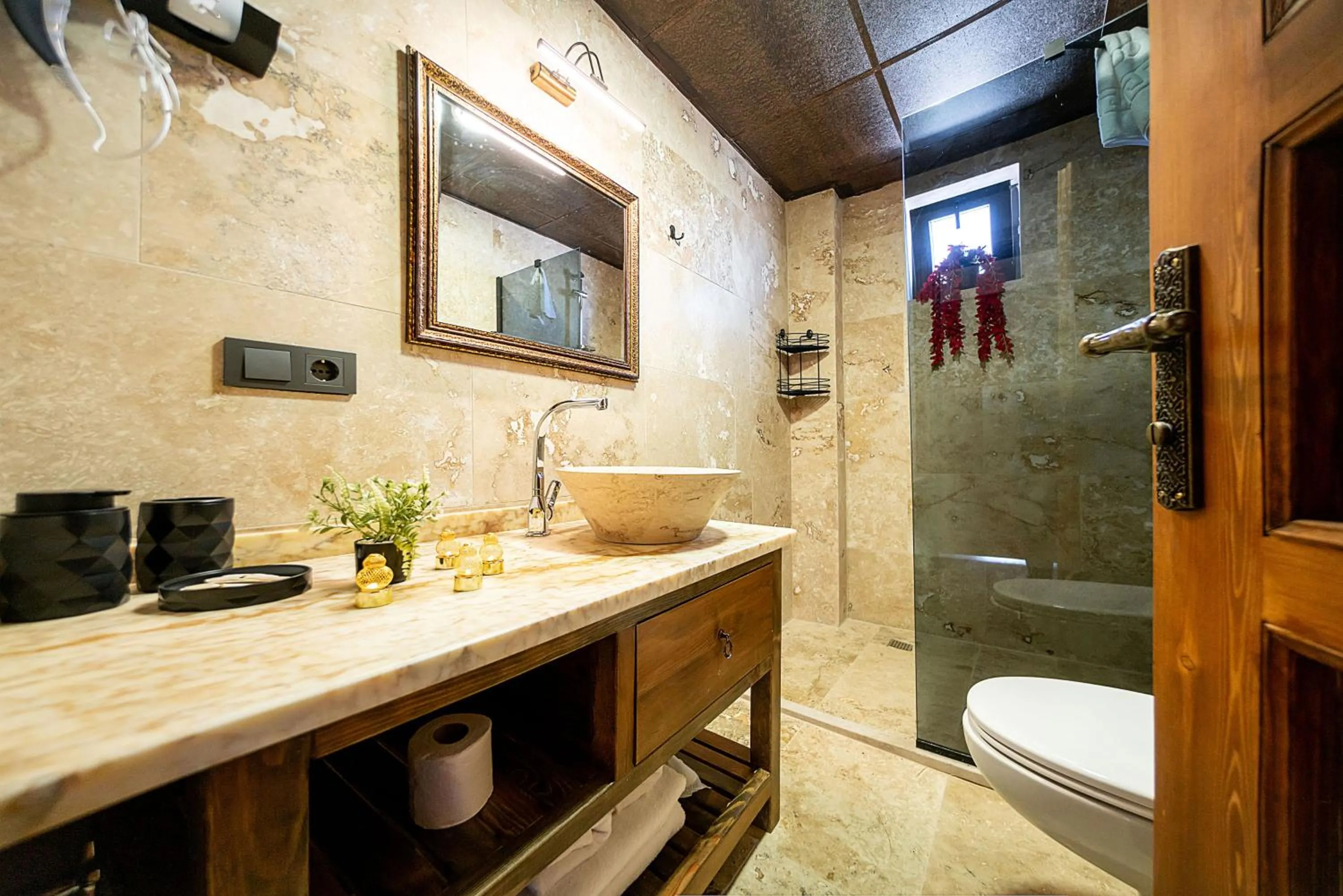 Shower in Abra Stone House