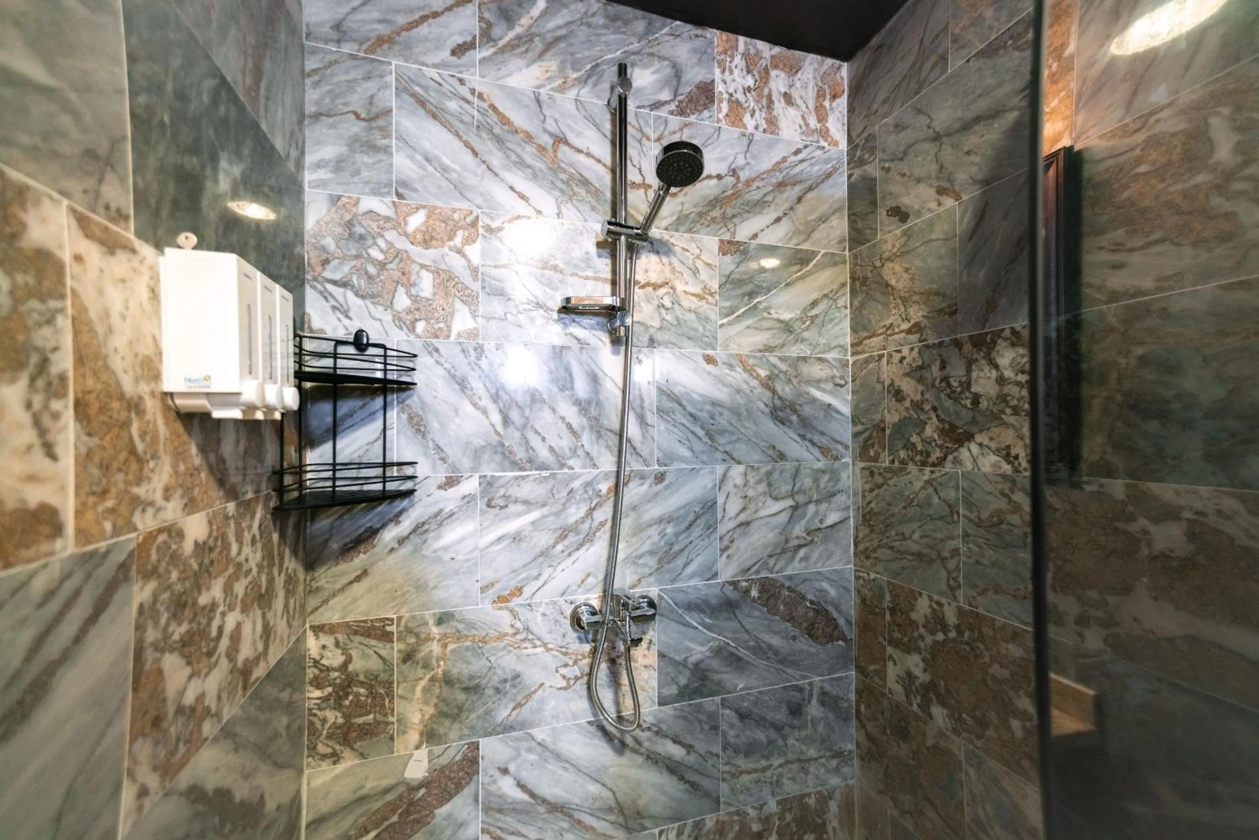 Shower in Abra Stone House