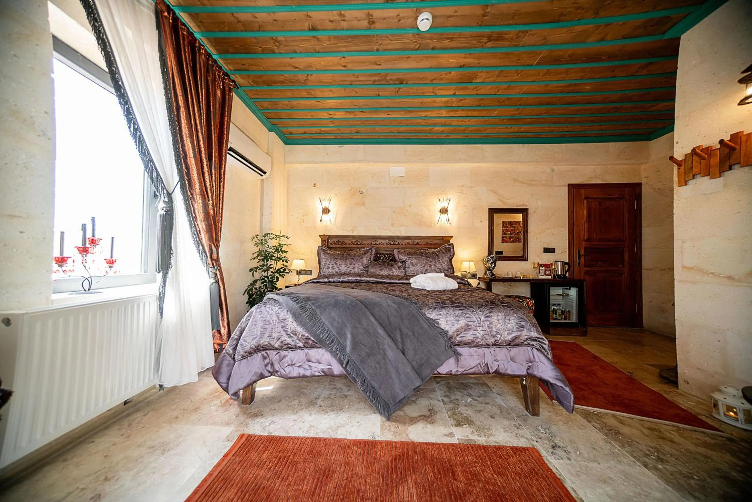 Bed in Abra Stone House