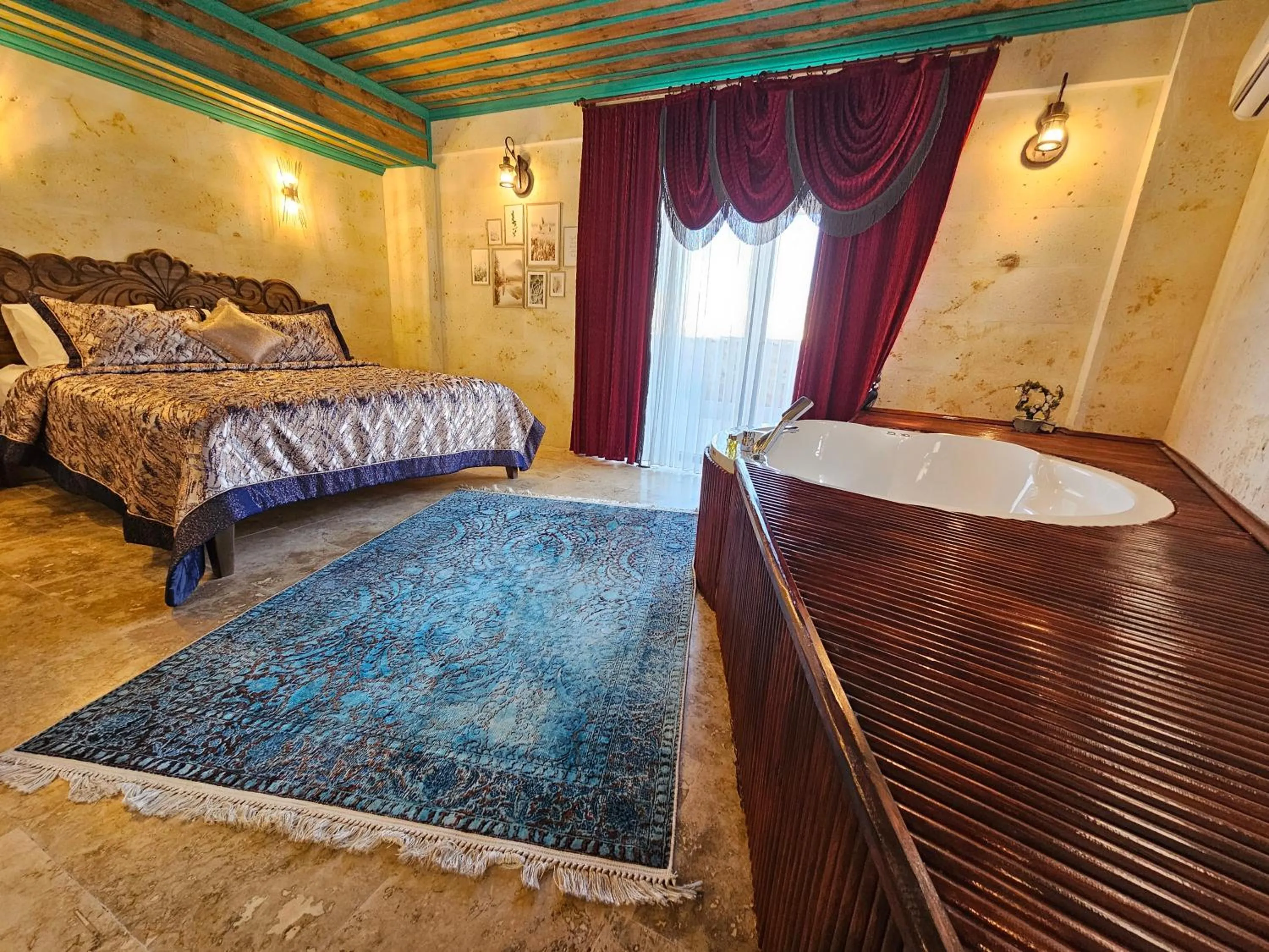 Bed in Abra Stone House