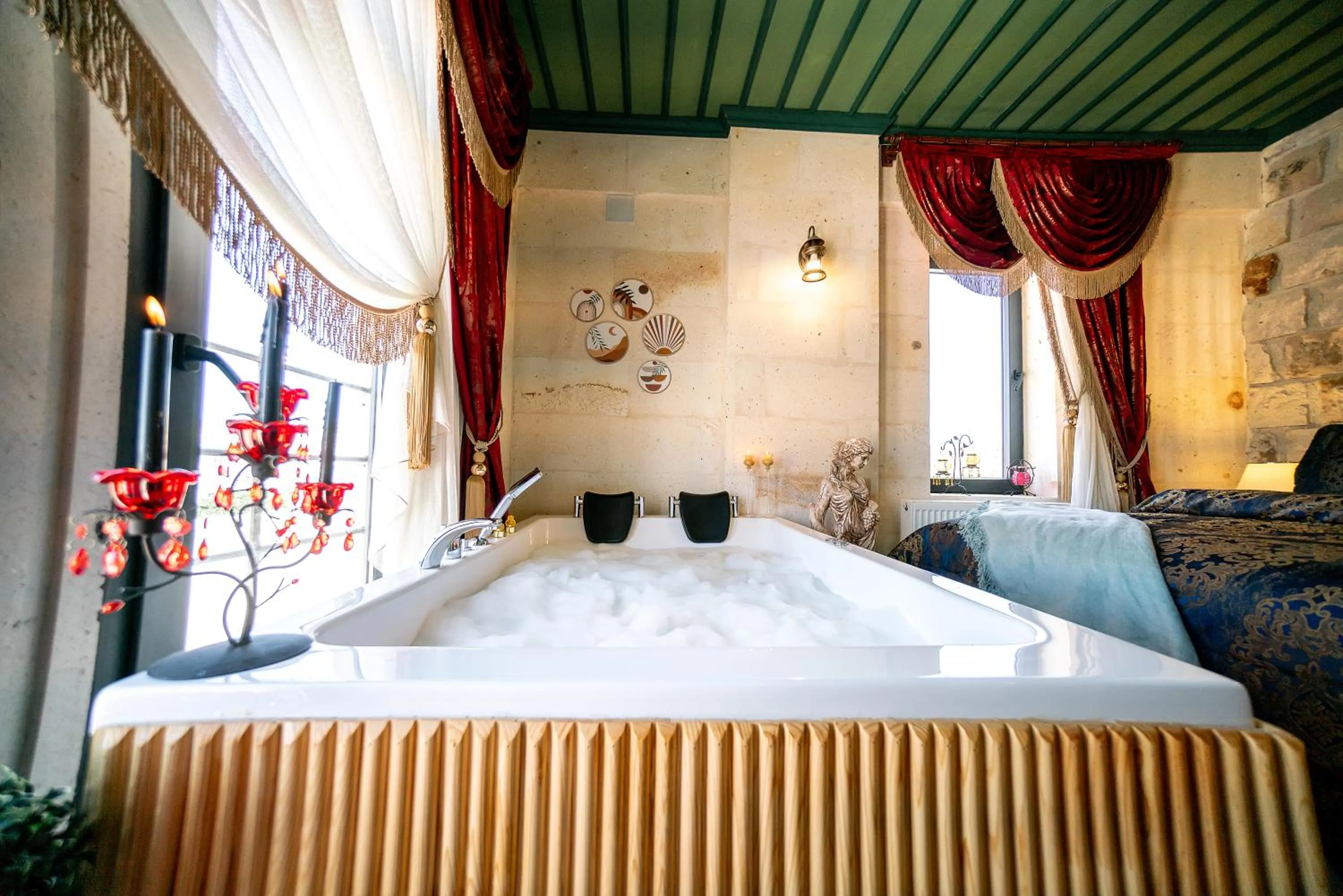 Bed in Abra Stone House