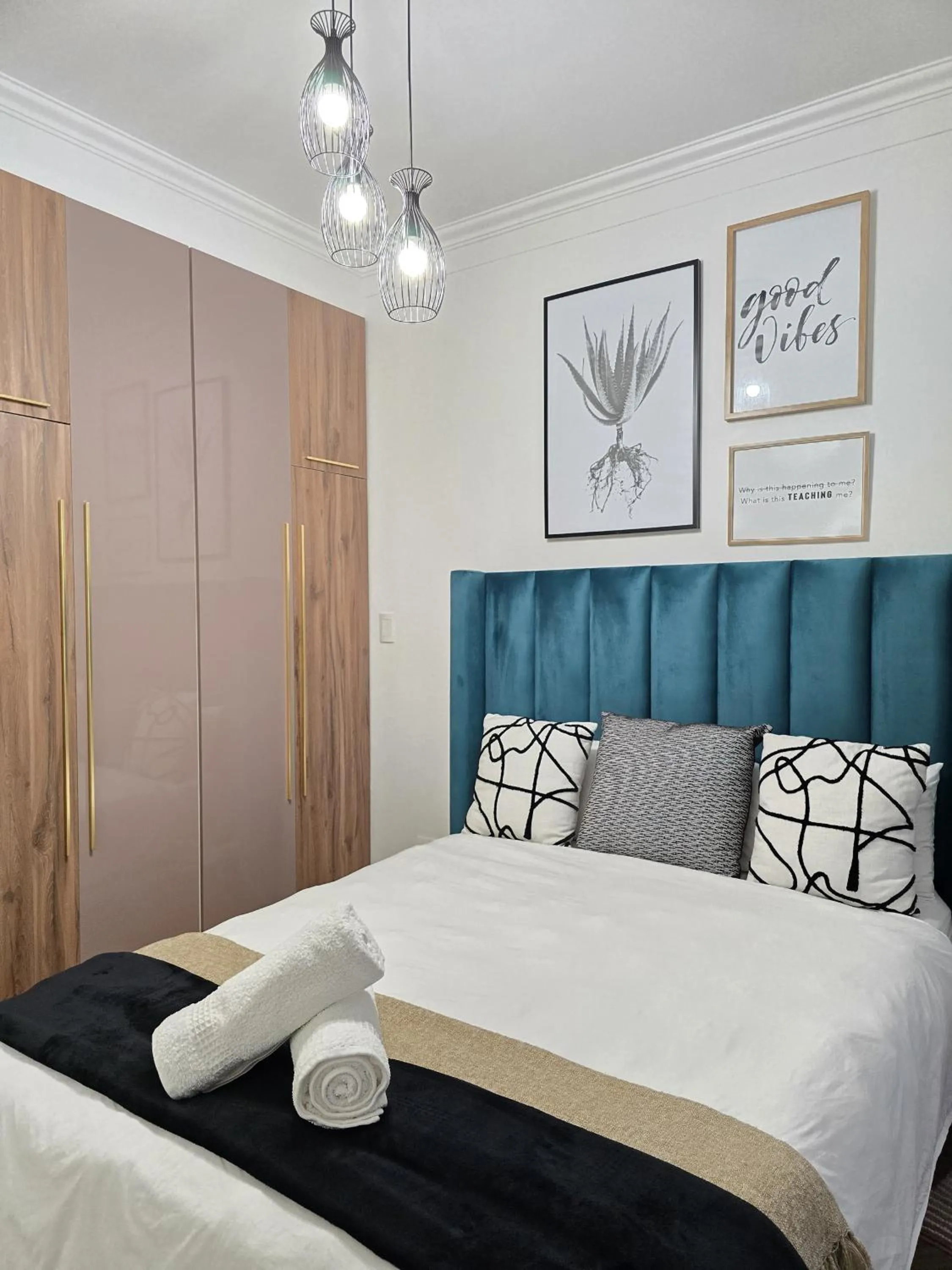 Bed in Urban Park Oasis