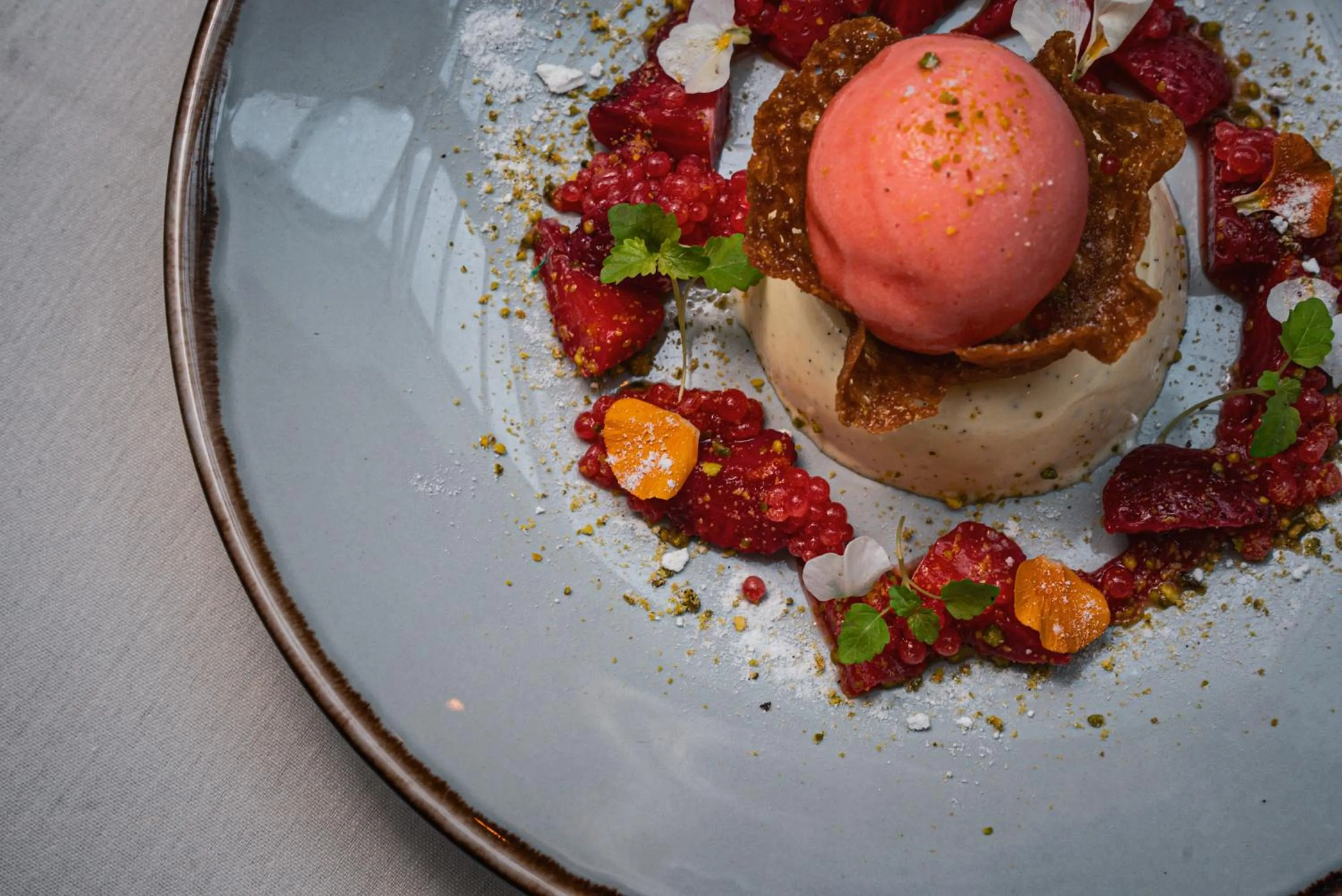 Restaurant/places to eat in Lindeth Howe