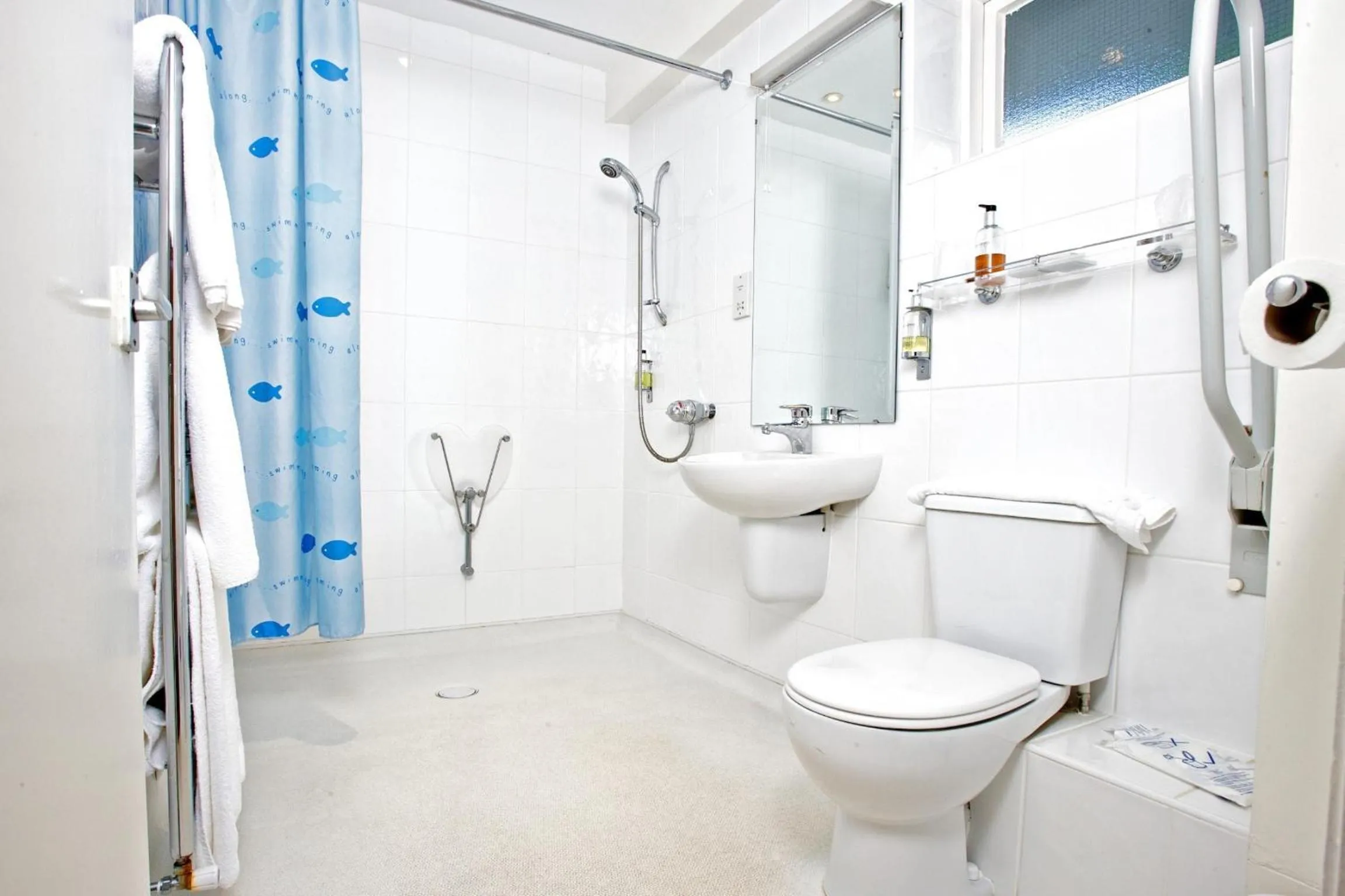 Bathroom in Burn How Garden Hotel - Bowness on Windermere