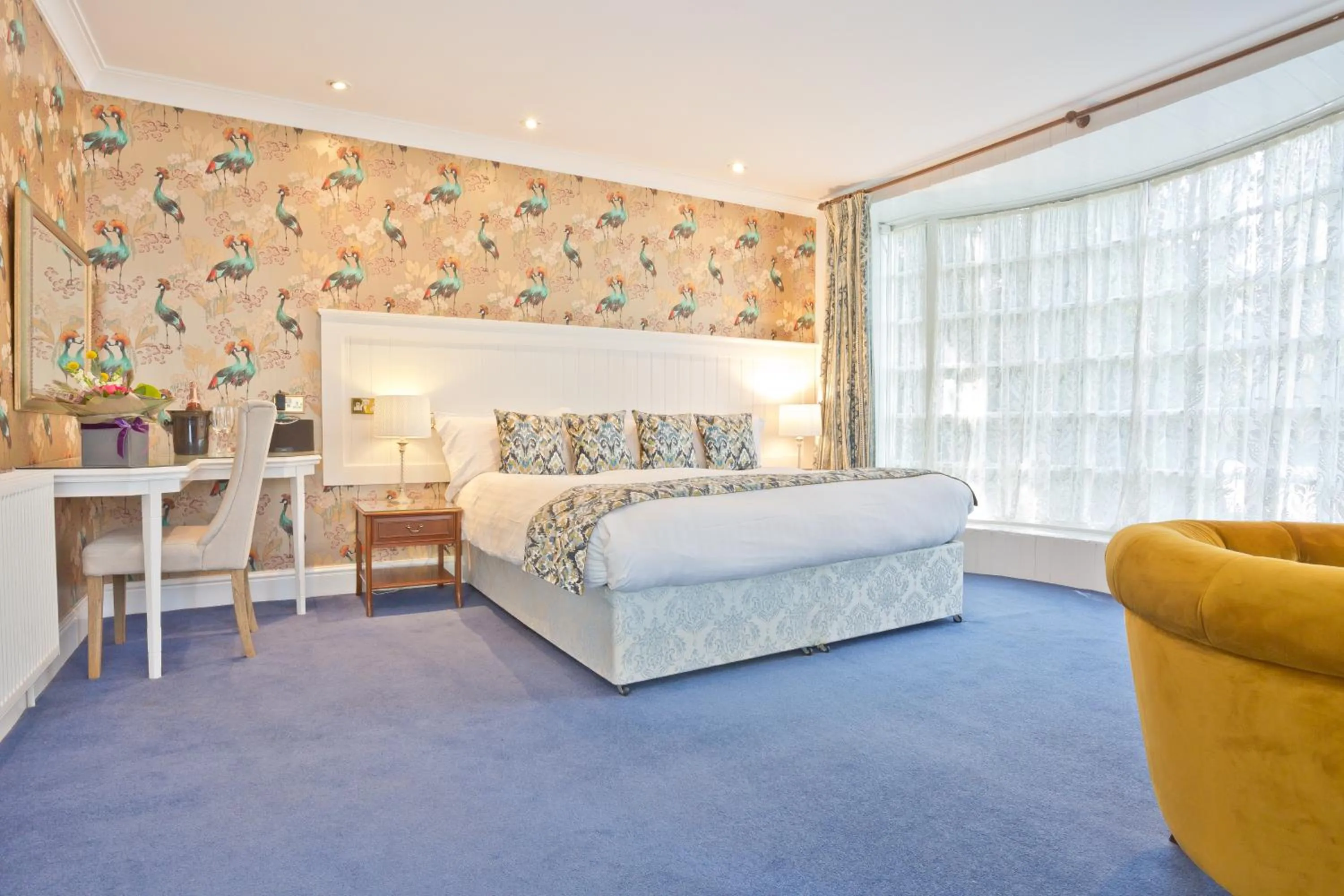 Bedroom, Bed in Burn How Garden Hotel - Bowness on Windermere