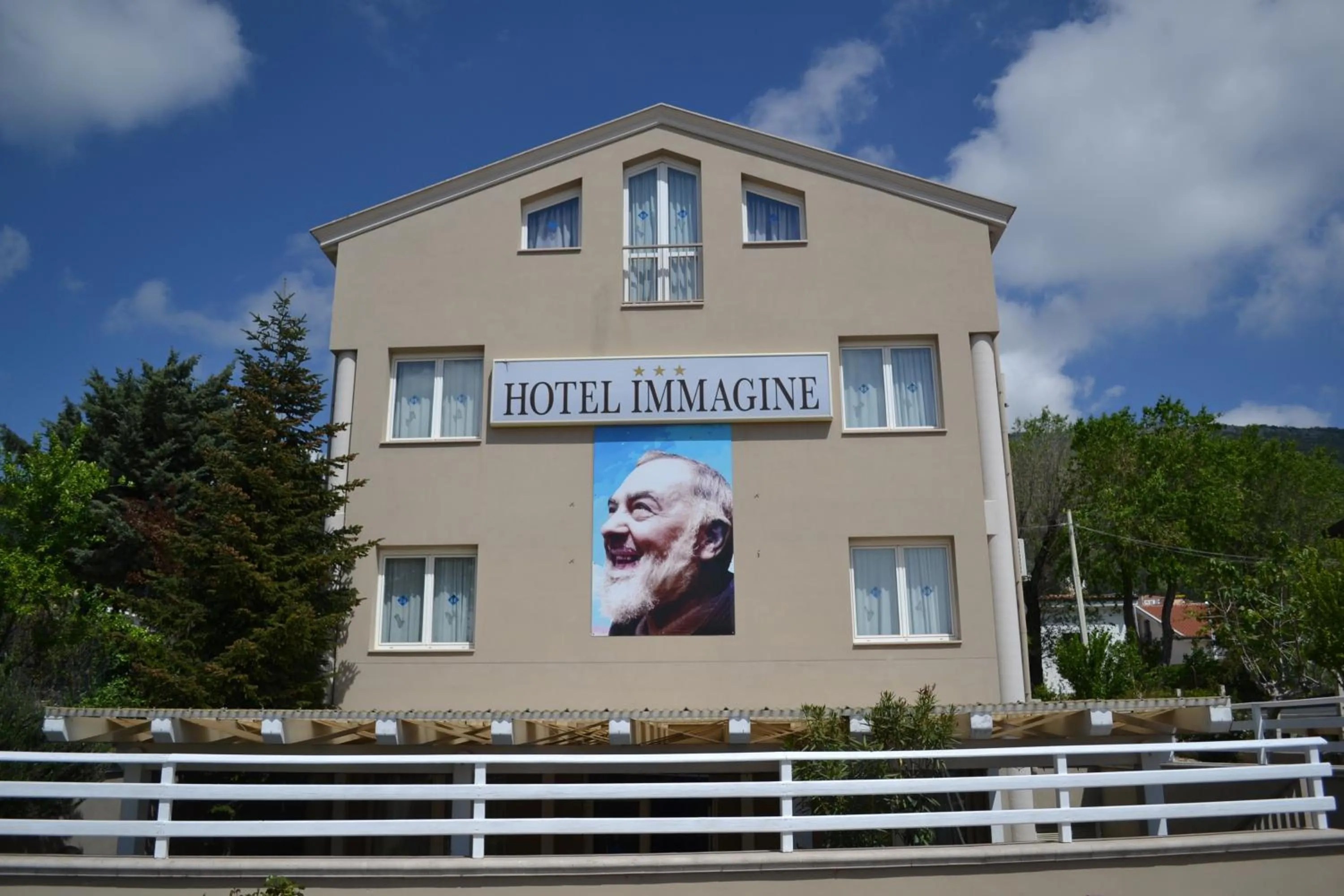 Property building in Hotel Immagine