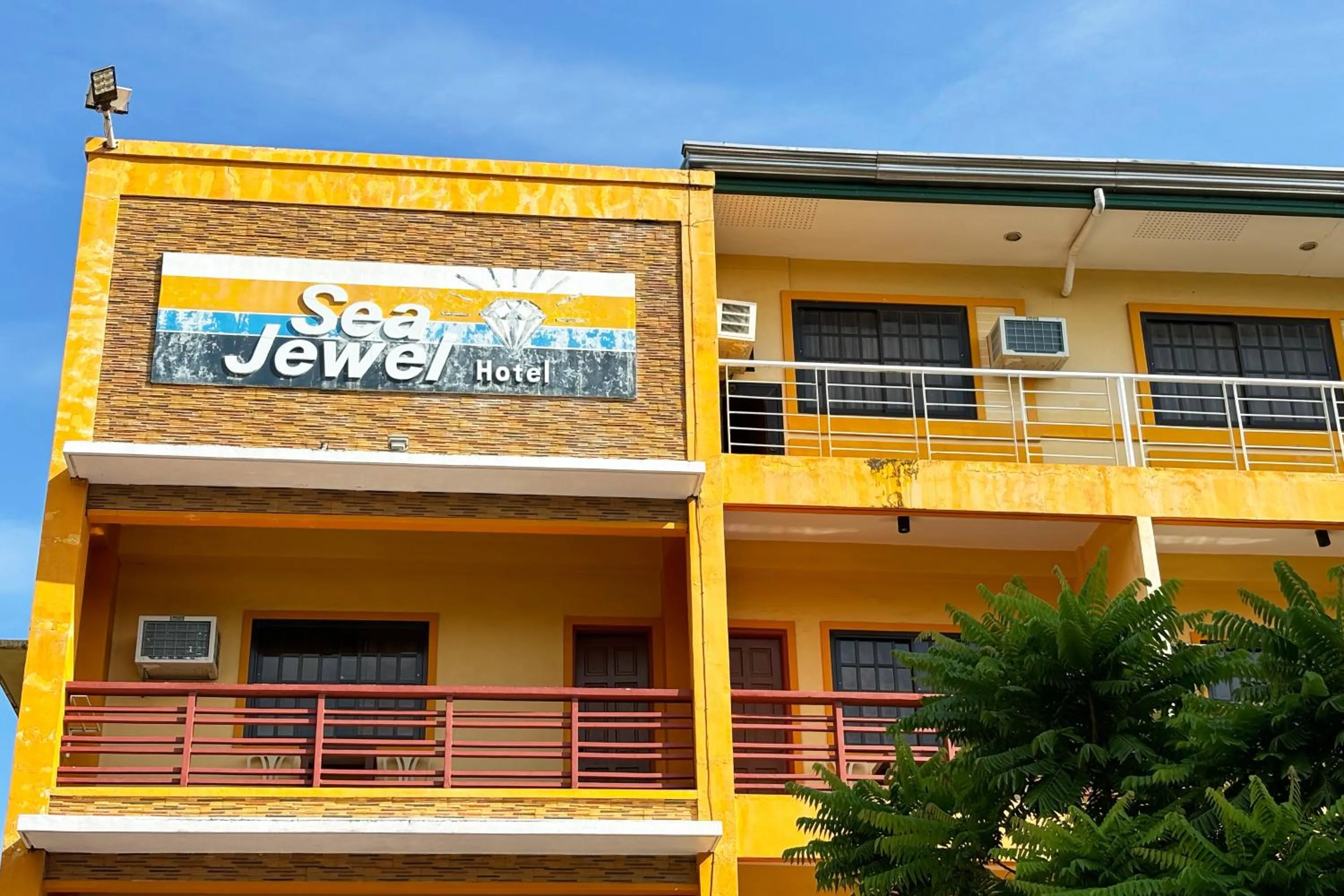 Property building in Sea Jewel Hotel Puerto Galera powered by Cocotel