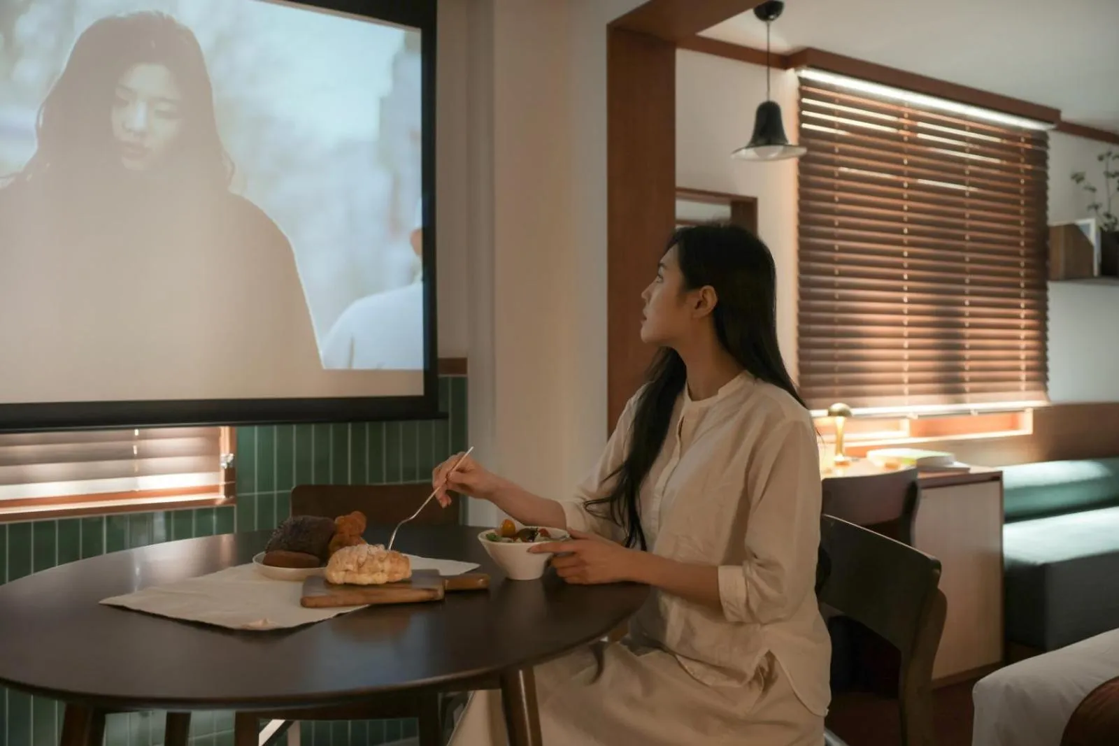 TV and multimedia in Surim Hotel Sokcho by AanK