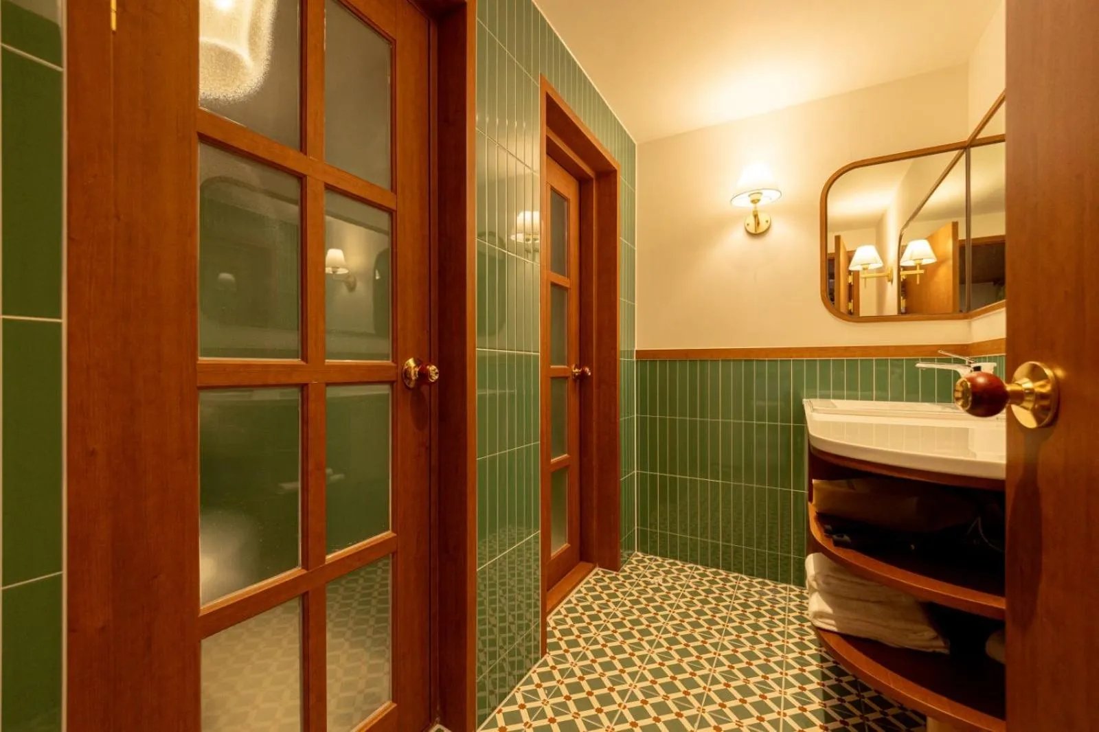 Bathroom in Surim Hotel Sokcho by AanK