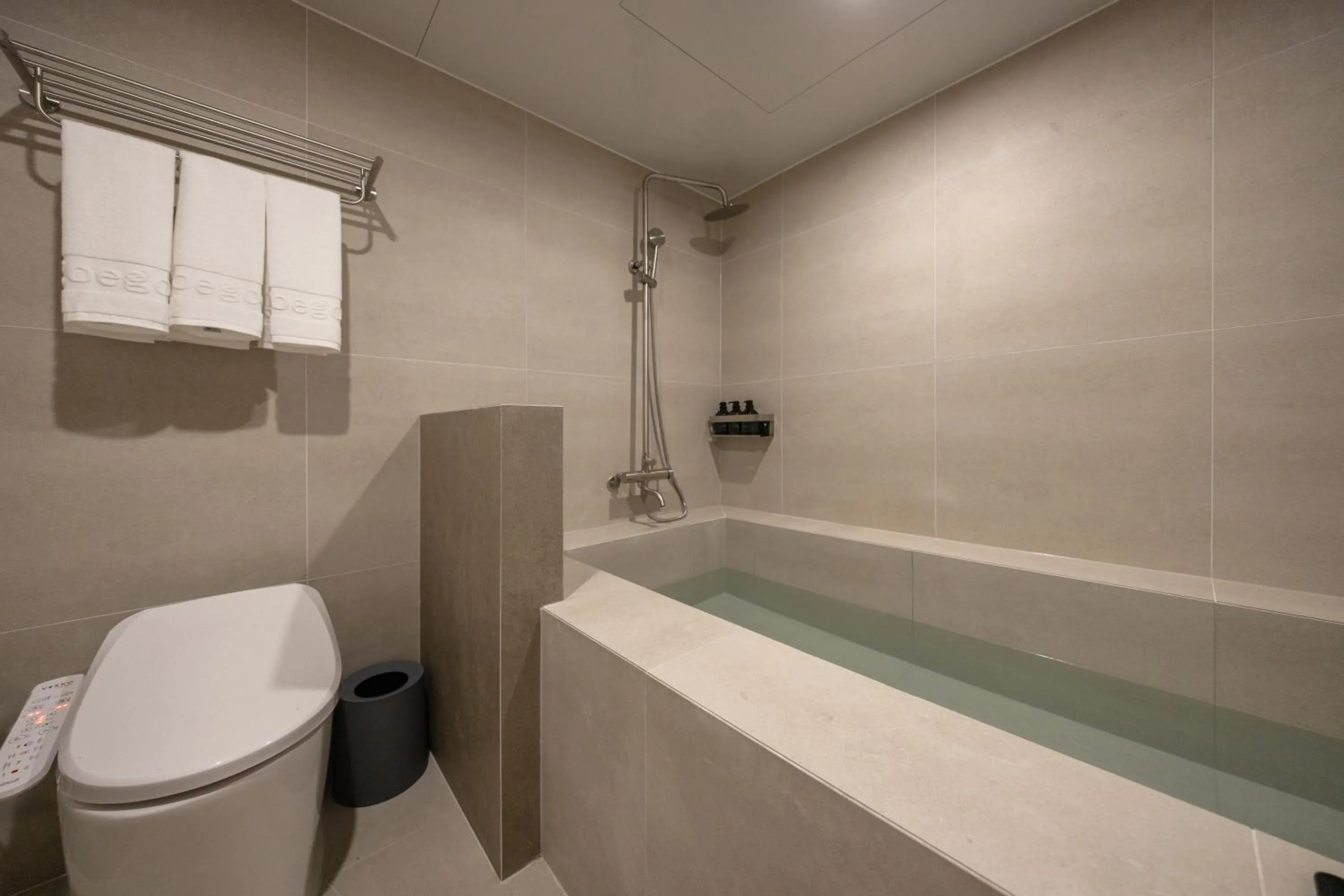 Toilet in Anook Hotel & Spa Pyeongtaek