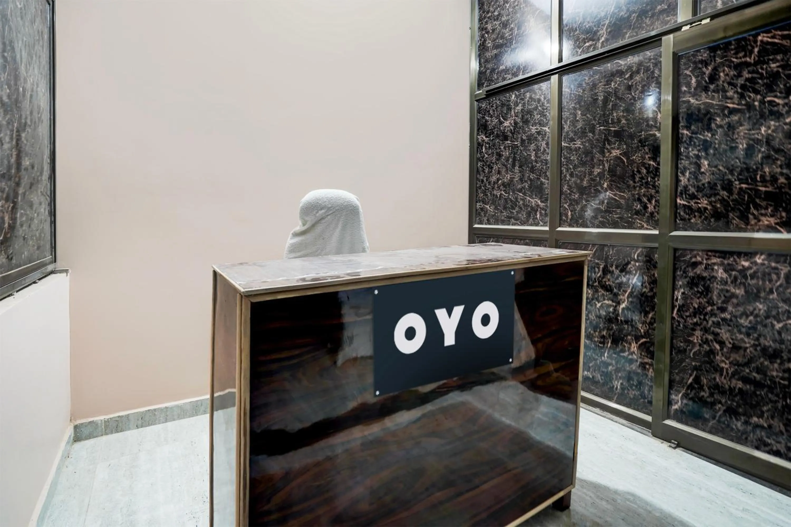 Lobby or reception in Hotel O by OYO R L PALACE