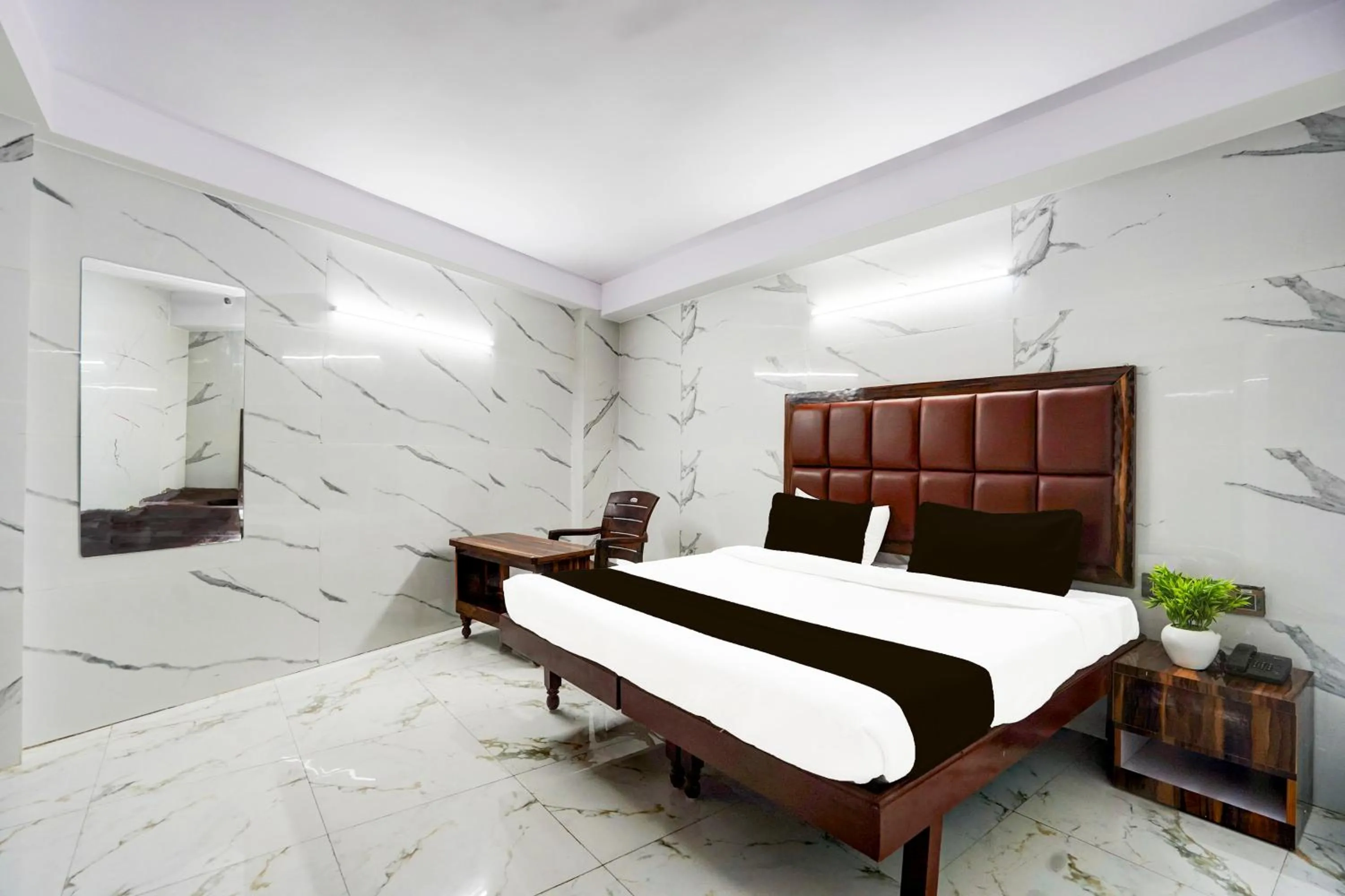Hotel O Shyam Kunj