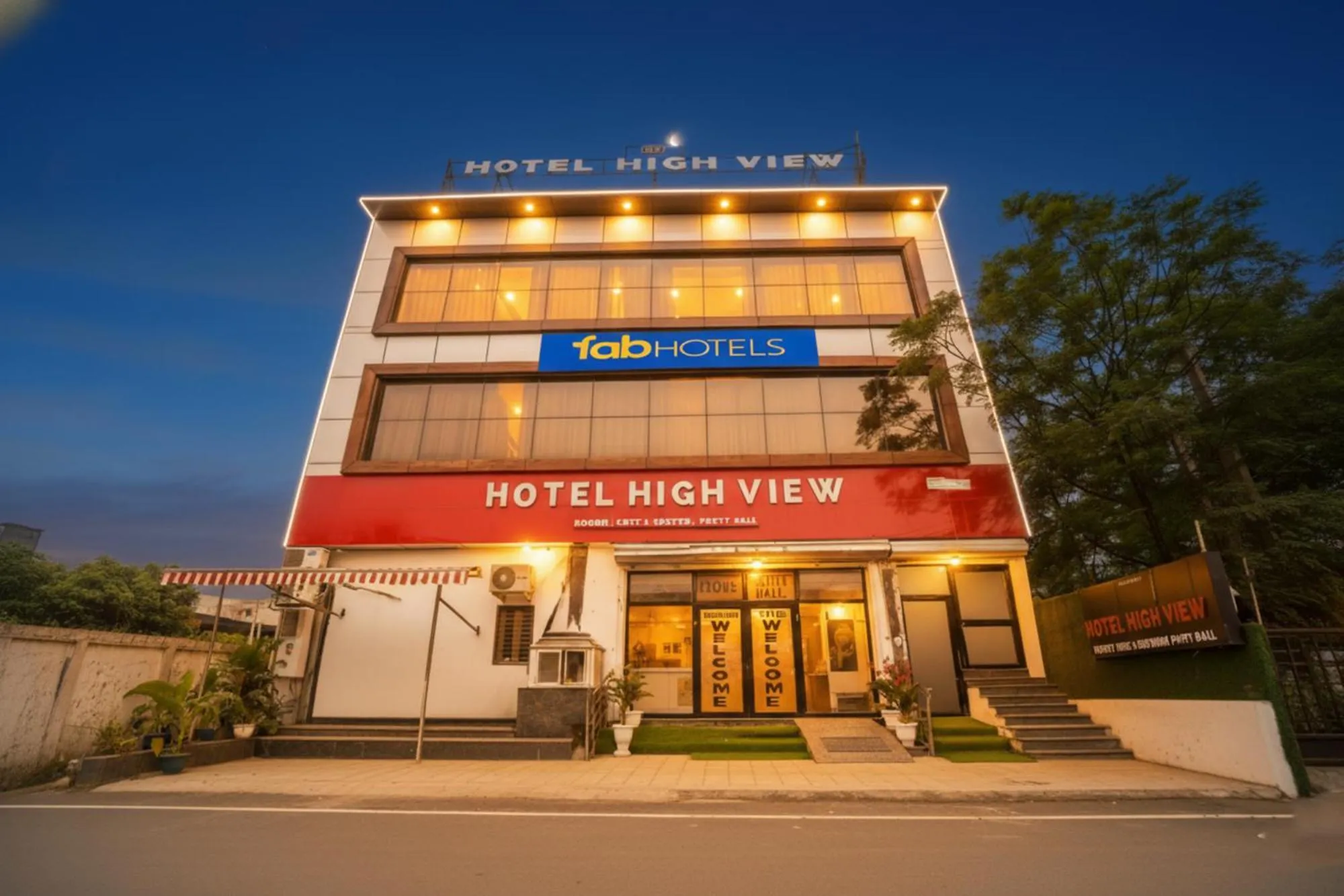 Property building in Via High View